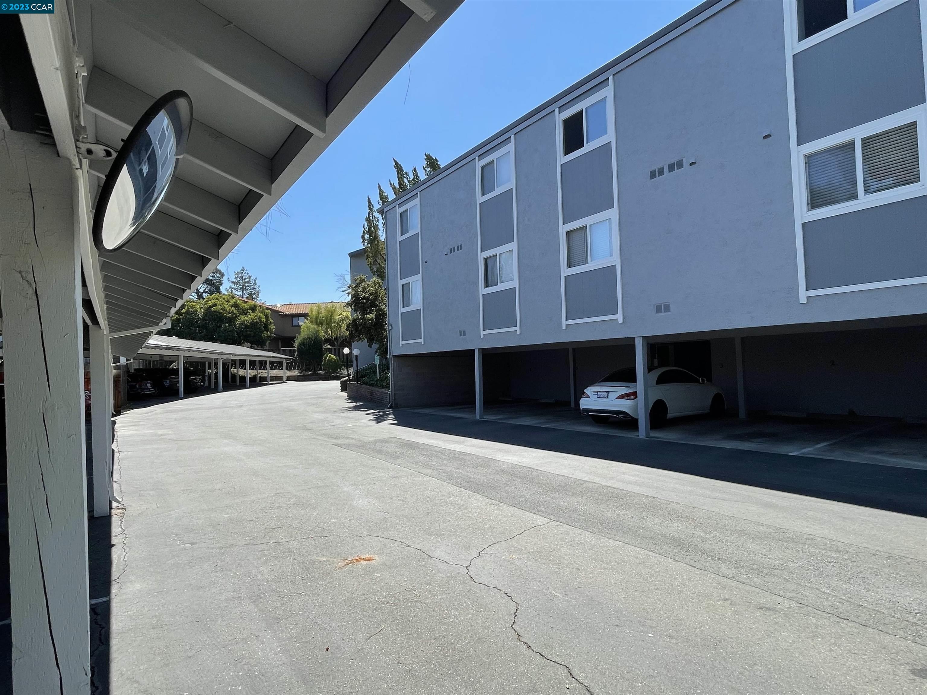 Photo #5: 41037478 Listing 