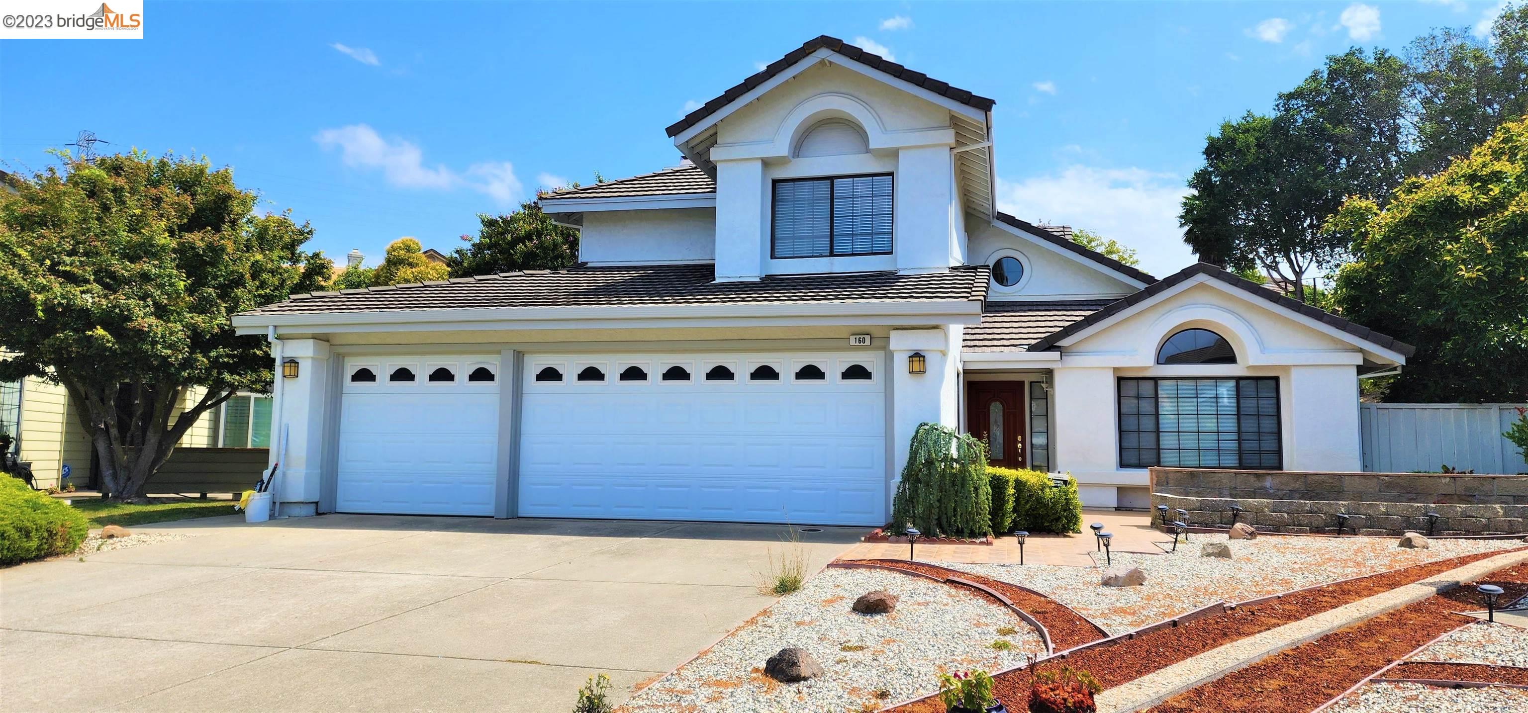 Detail Gallery Image 1 of 1 For 160 Lapis Ct, Hercules,  CA 94547 - 4 Beds | 2/1 Baths