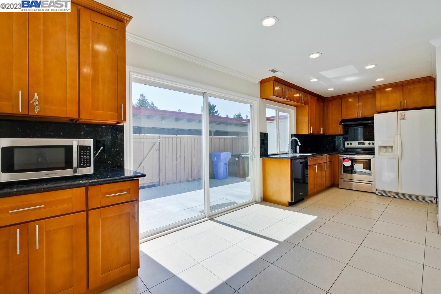 Photo #15: 41037647 Listing: Photo #15