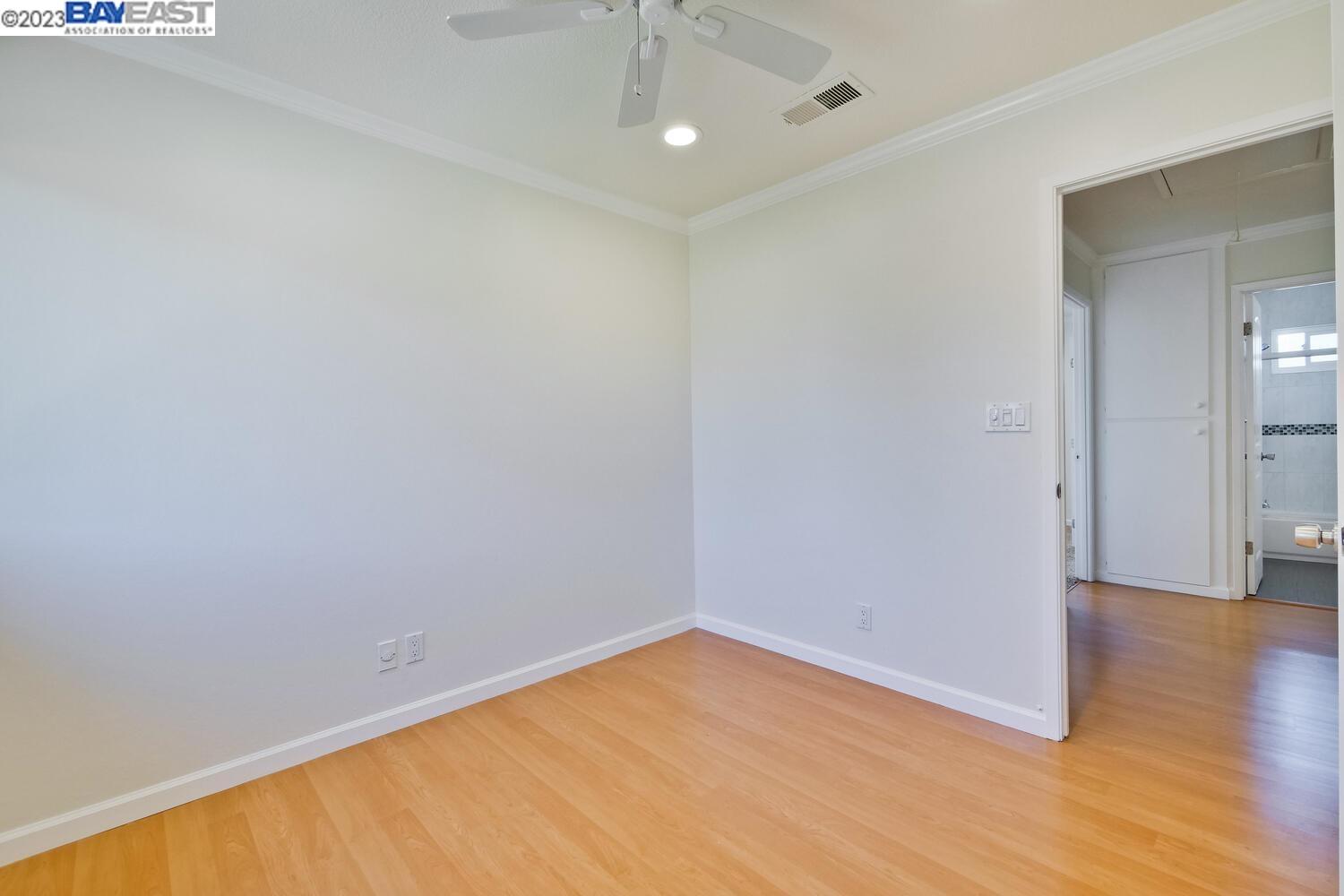 Photo #37: 41037647 Listing: Photo #37