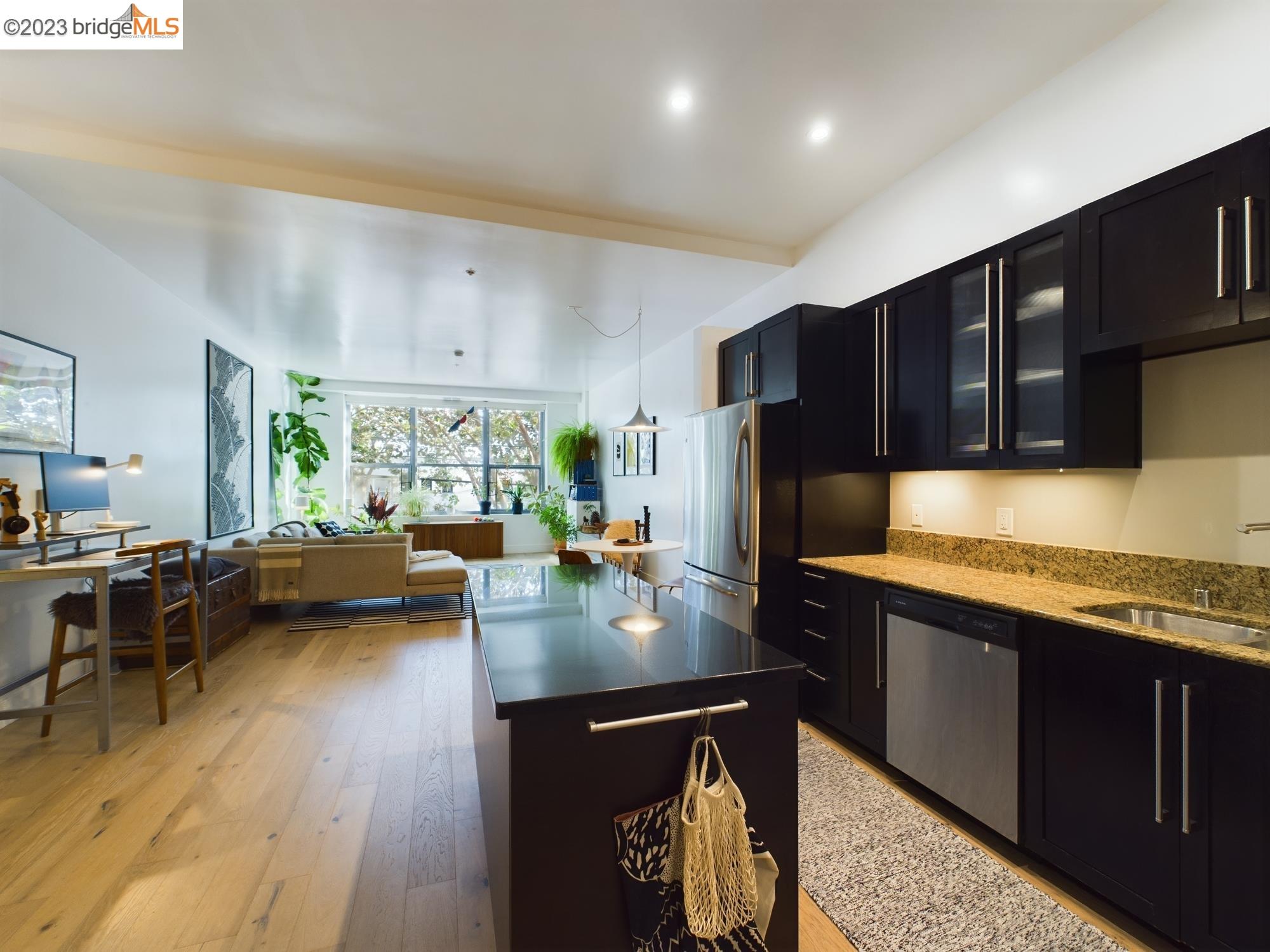 Photo #16: 41037668 Listing: Photo #16