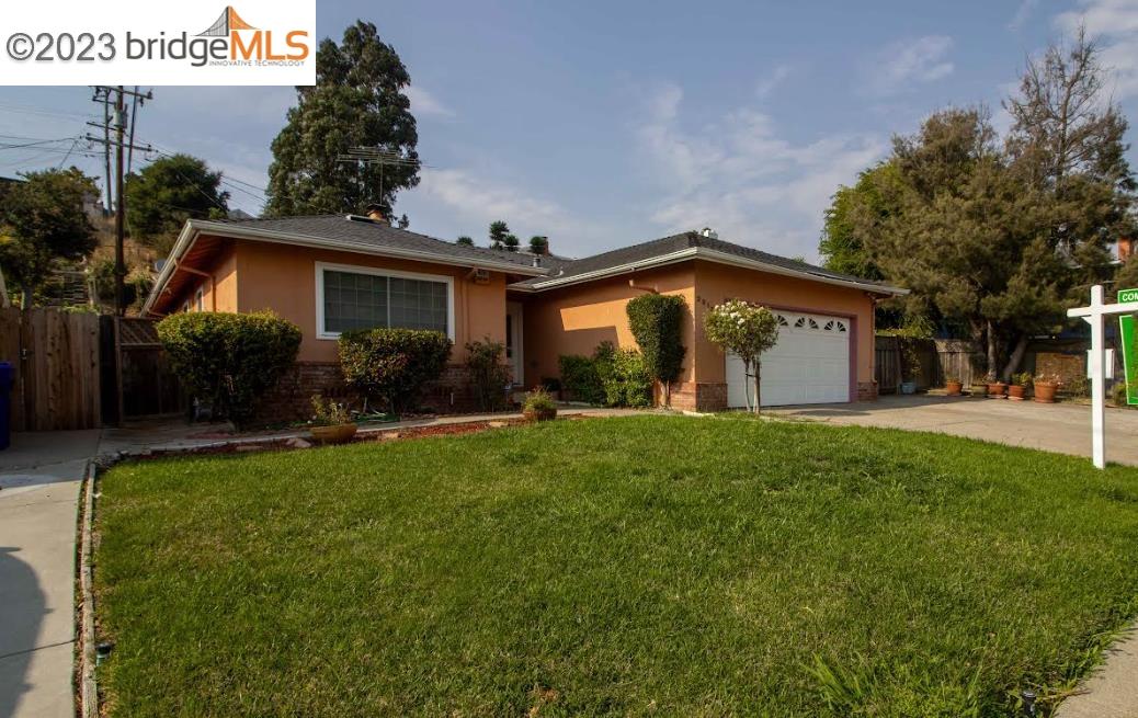 Detail Gallery Image 1 of 1 For 2913 Canterbury Dr, Richmond,  CA 94806 - 3 Beds | 2/1 Baths