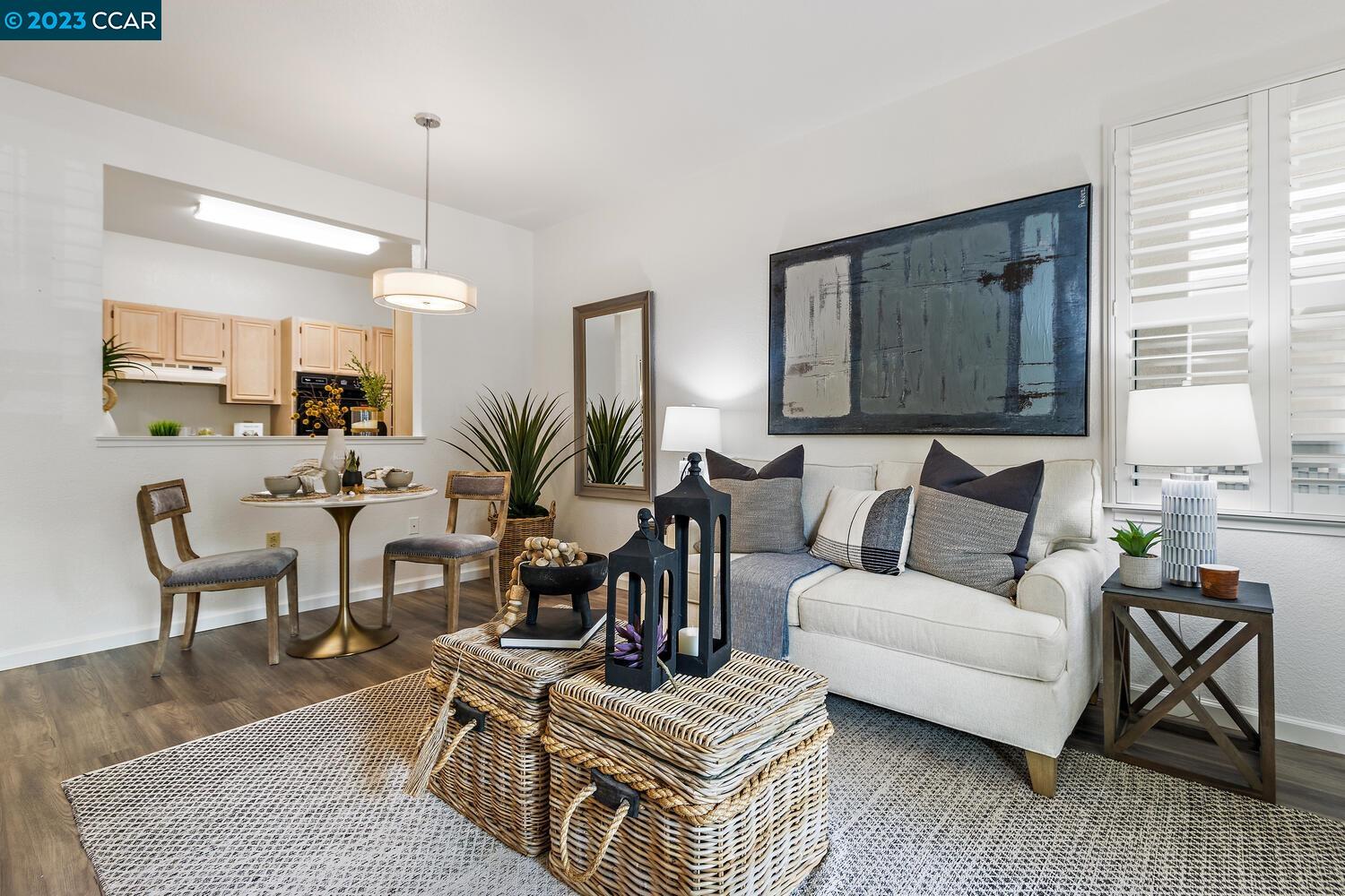 Photo #6: 41037791 Listing 