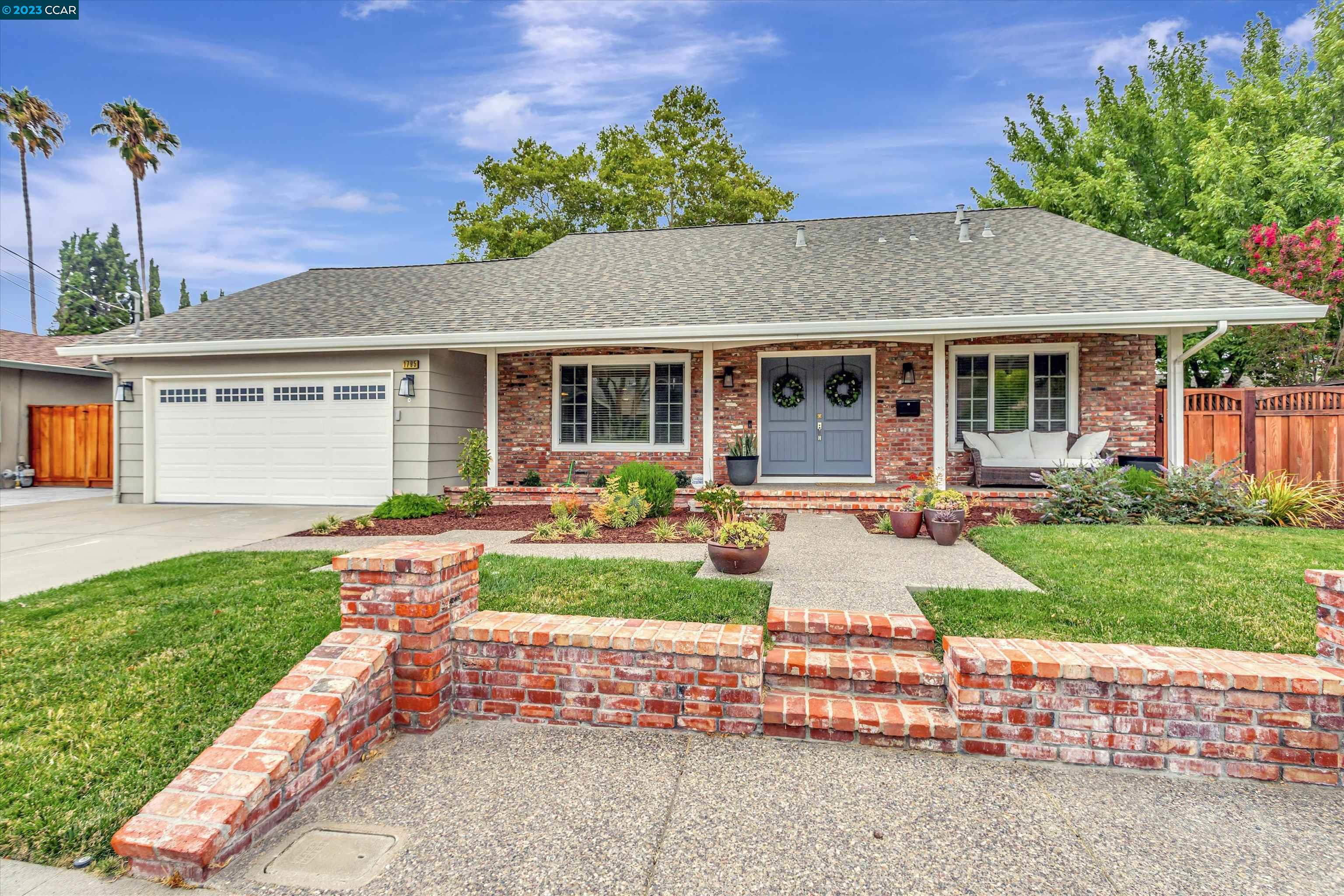 Detail Gallery Image 1 of 1 For 1795 Klier Dr, Concord,  CA 94518 - 4 Beds | 2/1 Baths