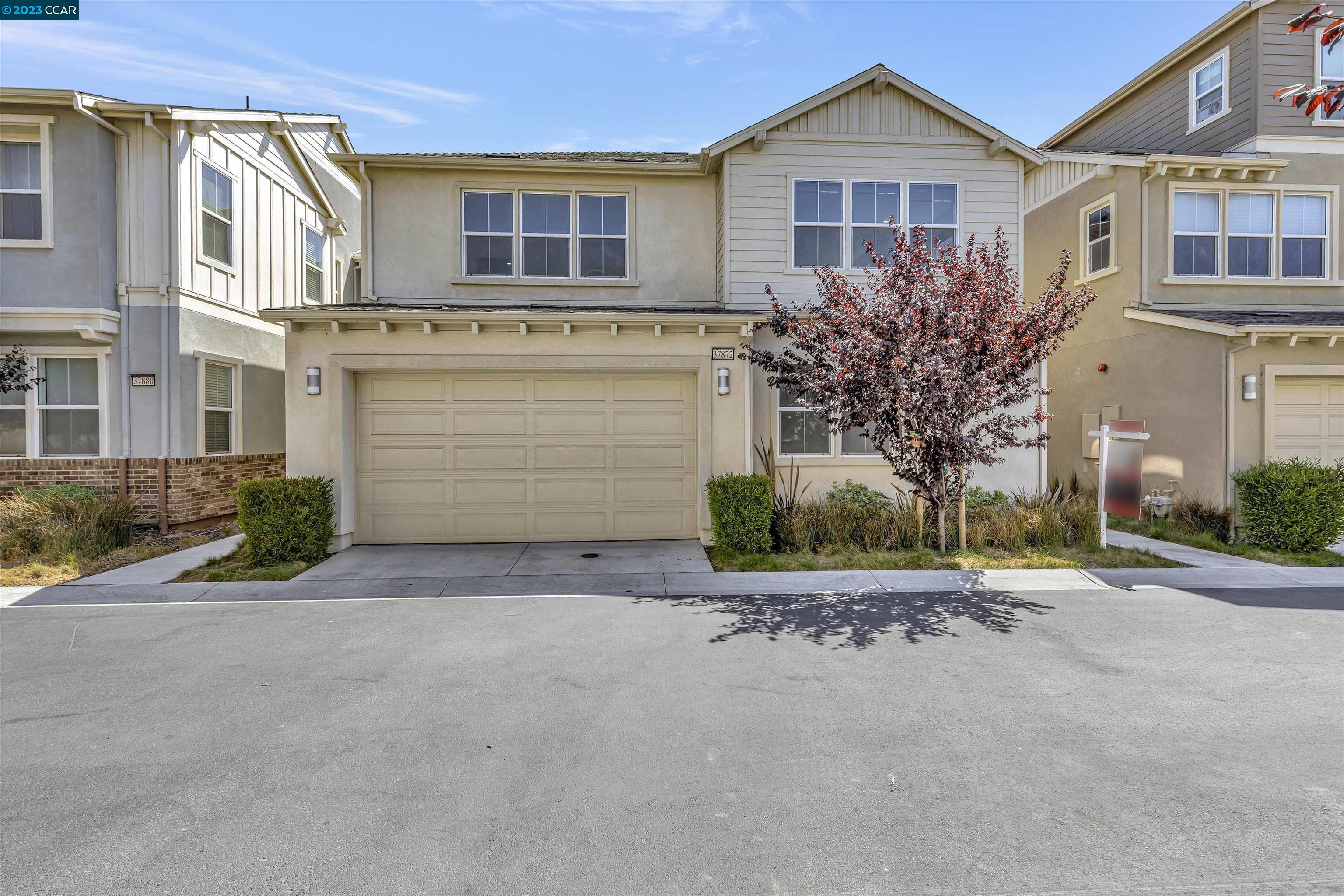 Detail Gallery Image 1 of 1 For 37872 Hickory St, Newark,  CA 94560 - 3 Beds | 3 Baths