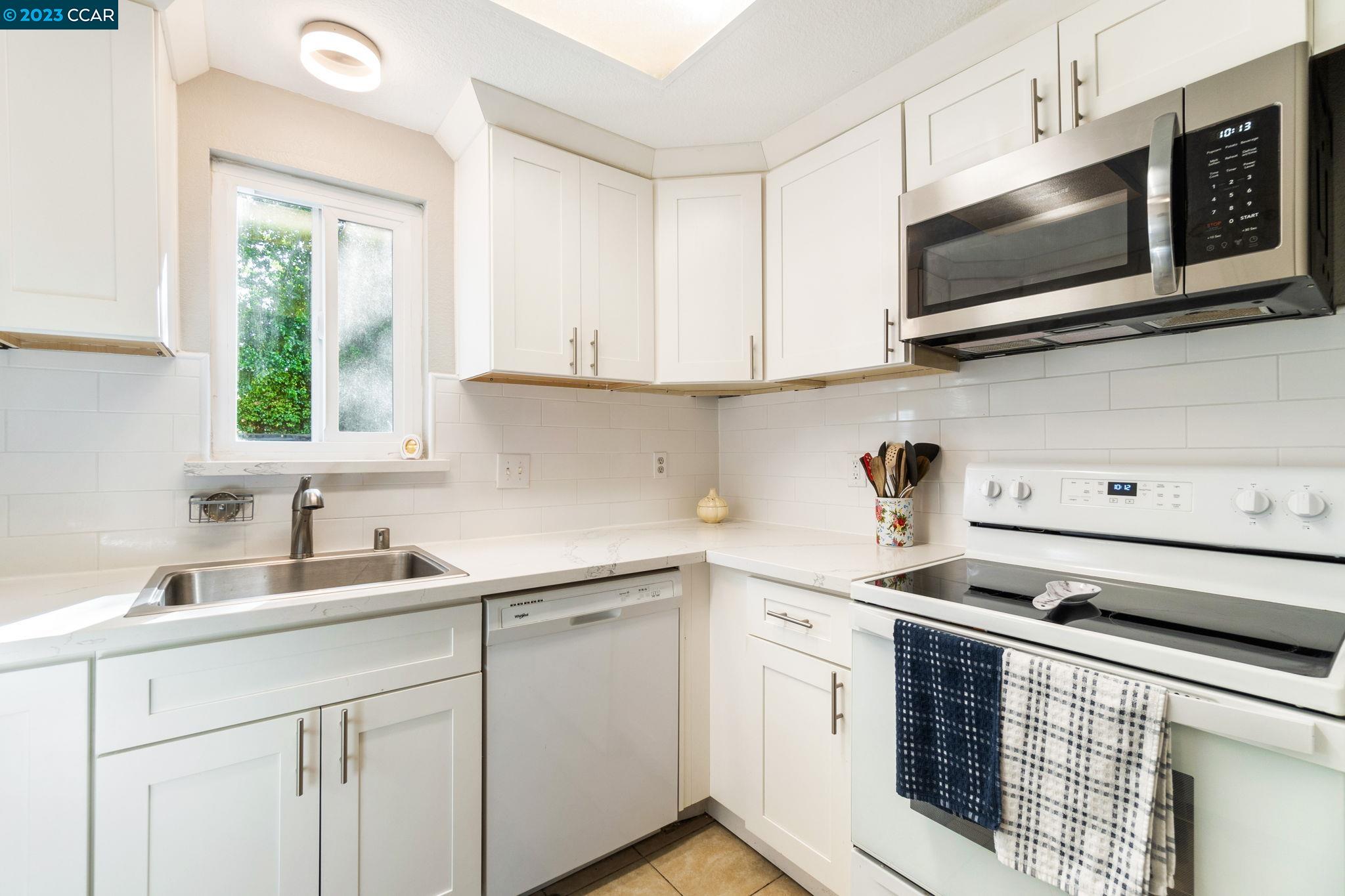 Photo #5: 41038164 Listing 