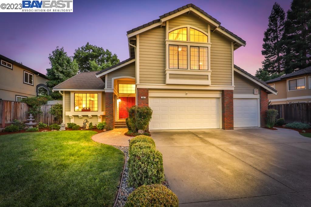 Detail Gallery Image 1 of 1 For 90 Chadbourne Dr, Danville,  CA 94506 - 4 Beds | 3 Baths