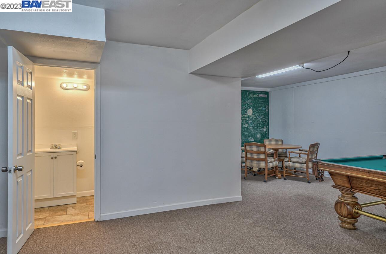 Detail Gallery Image 56 of 60 For 6 Wyndemere Vale, Monterey,  CA 93940 - 4 Beds | 3/1 Baths