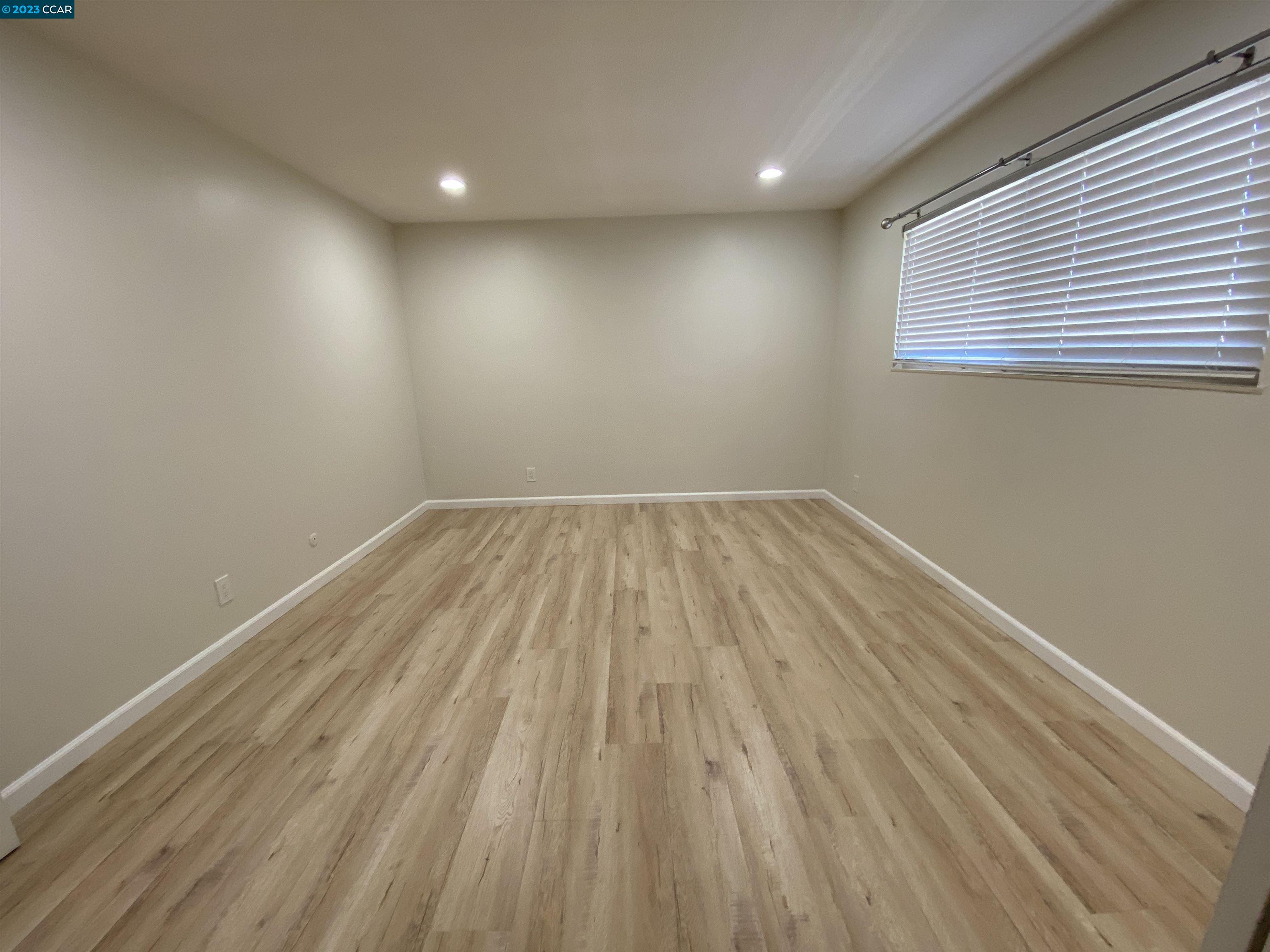 Photo #15: 41038494 Listing: Photo #15
