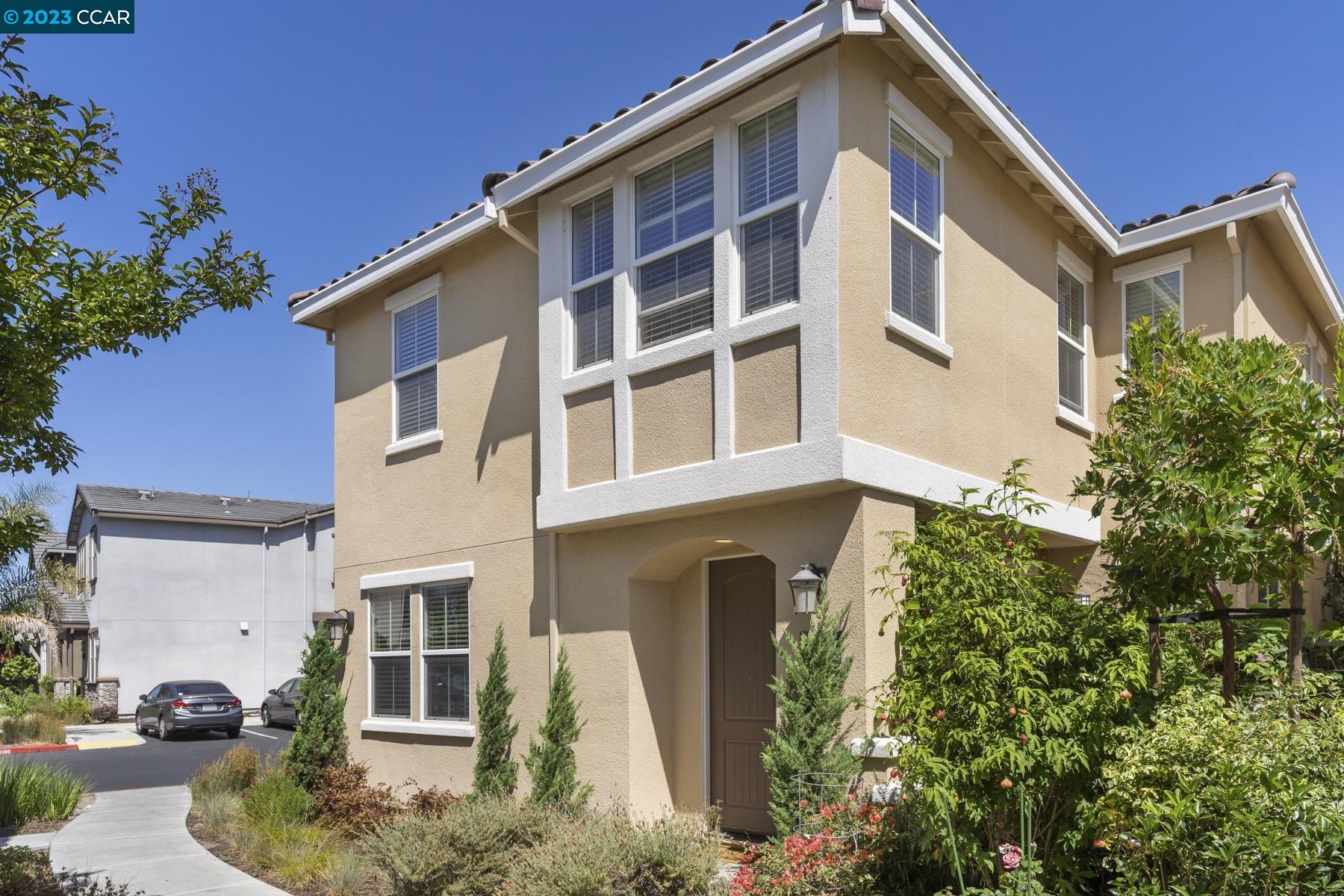 Detail Gallery Image 1 of 1 For 855 Maple  Place, Menlo Park,  CA 94303 - 4 Beds | 3 Baths