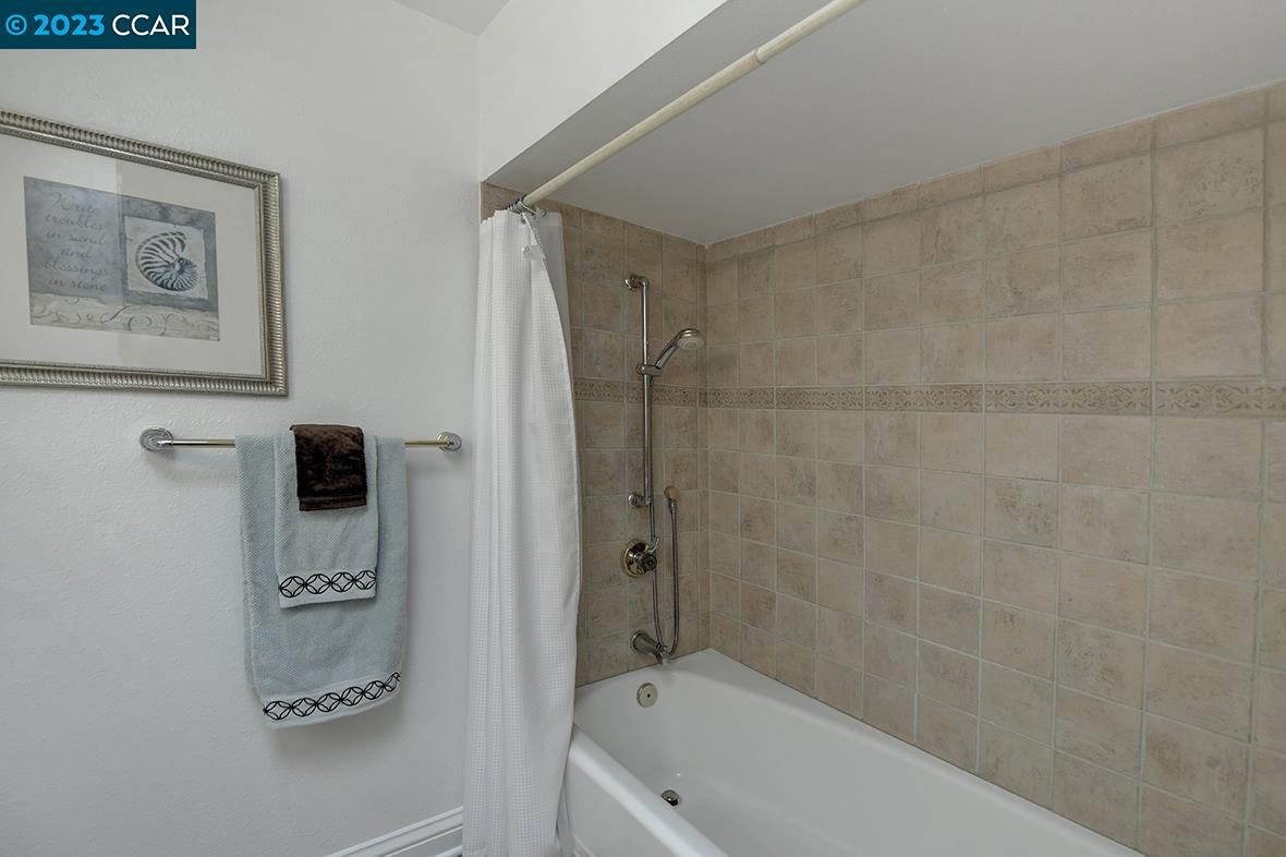 Photo #26: 41038646 Listing: Photo #26