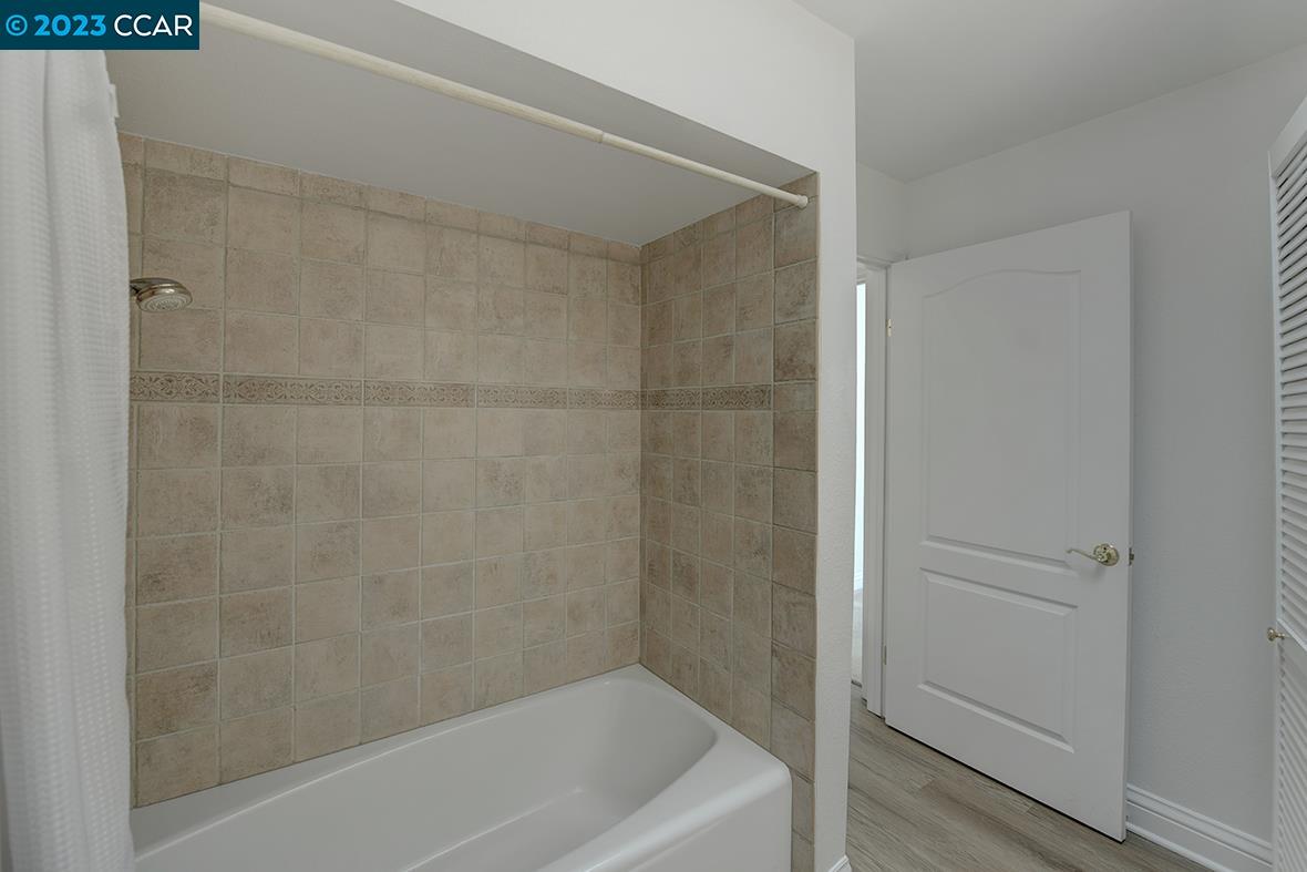 Photo #27: 41038646 Listing: Photo #27