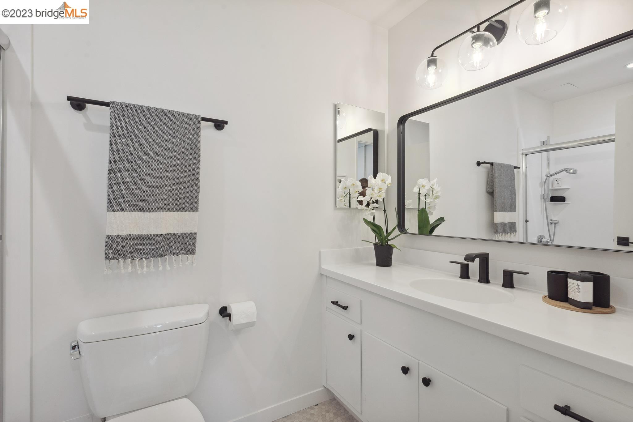Photo #18: 41038902 Listing: Photo #18