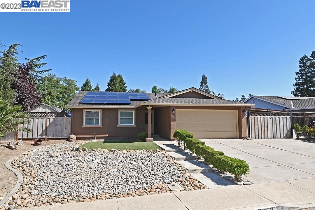 Detail Gallery Image 1 of 1 For 5268 Desiree Ave, Livermore,  CA 94550 - 3 Beds | 2 Baths