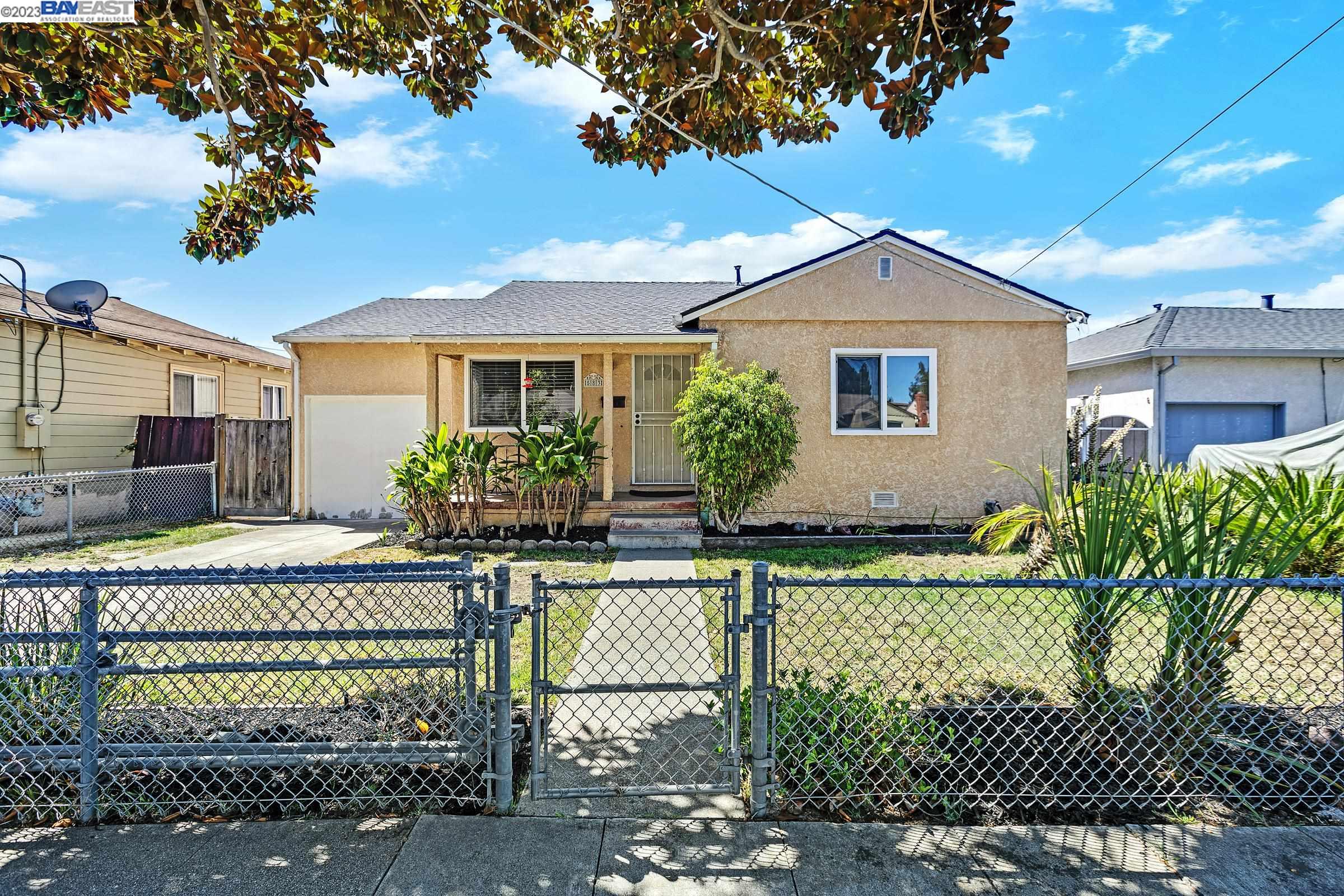 Detail Gallery Image 1 of 1 For 583 Warden Ave, San Leandro,  CA 94577 - 2 Beds | 1 Baths