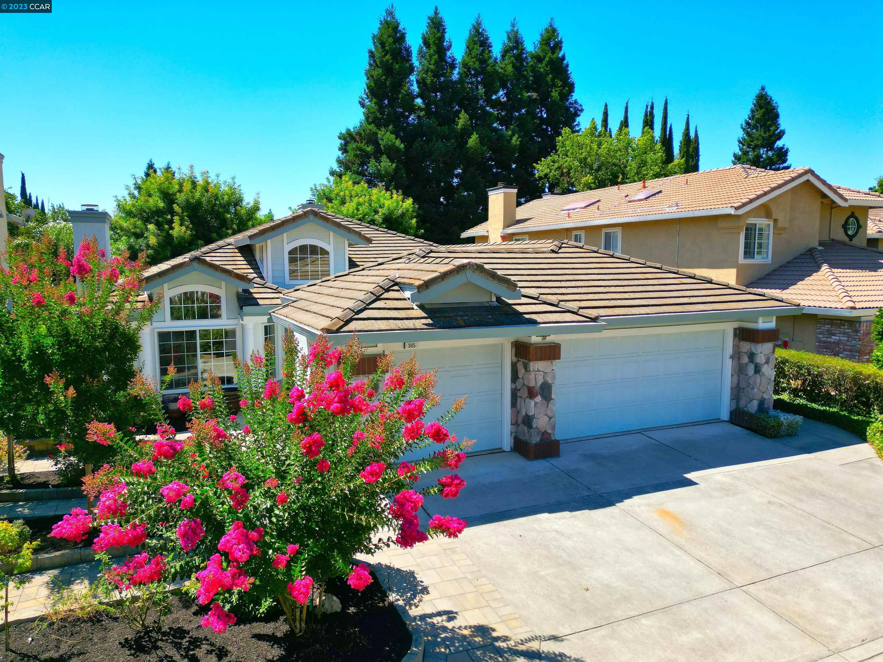 Detail Gallery Image 1 of 1 For 305 Sun Stream Ct, Danville,  CA 94506 - 4 Beds | 2 Baths