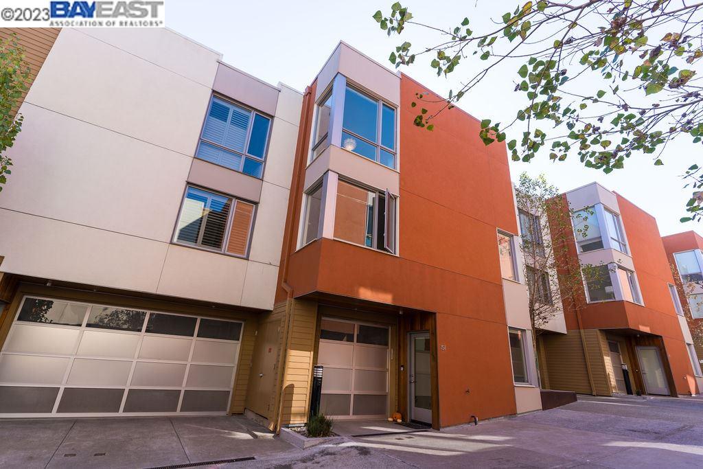 Detail Gallery Image 1 of 1 For 151 Avocet Way, San Francisco,  CA 94124 - 3 Beds | 2/1 Baths