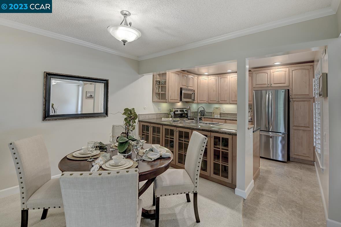 MLS: 41039416 Condo For Sale
