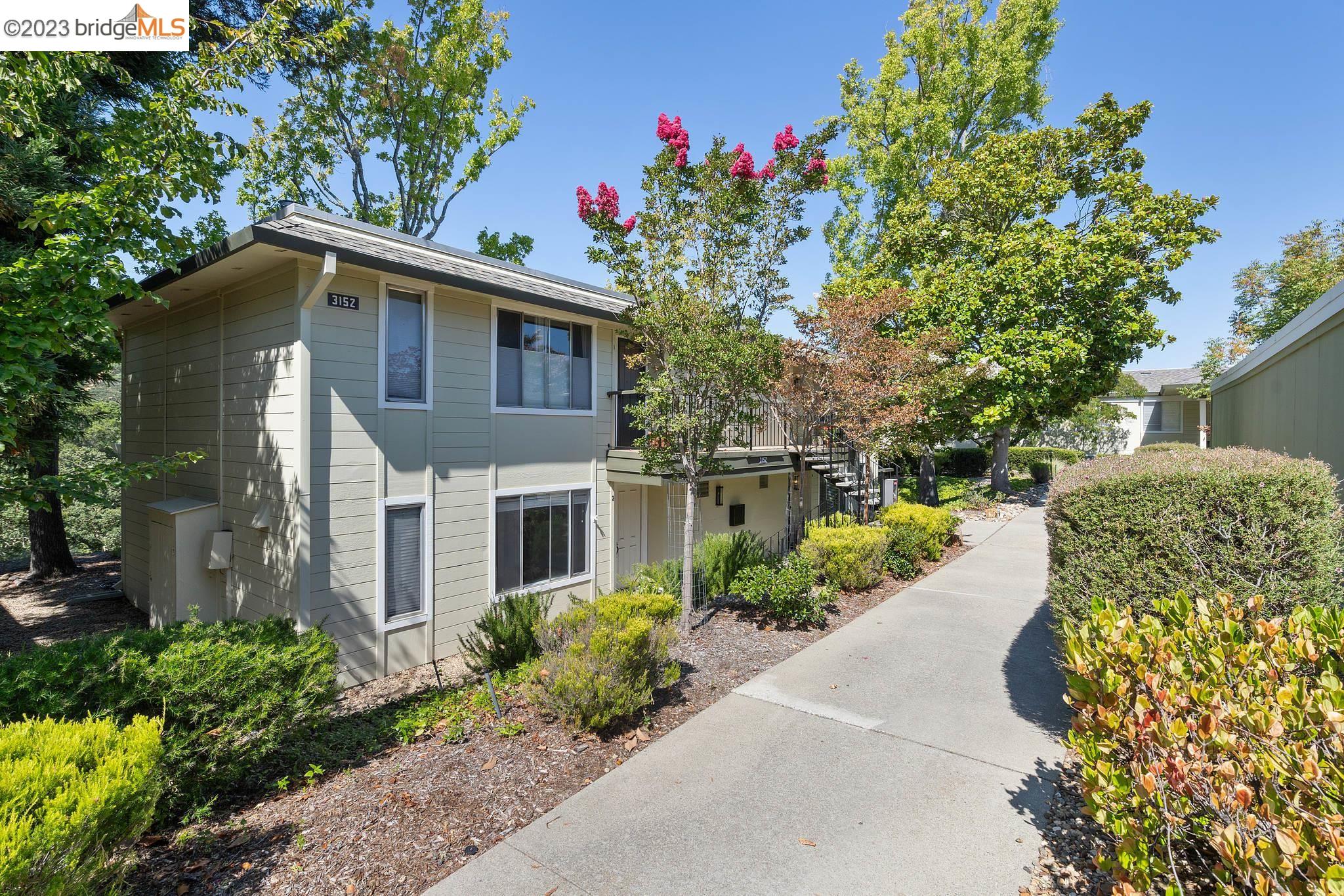 MLS: 41039461 Condo For Sale