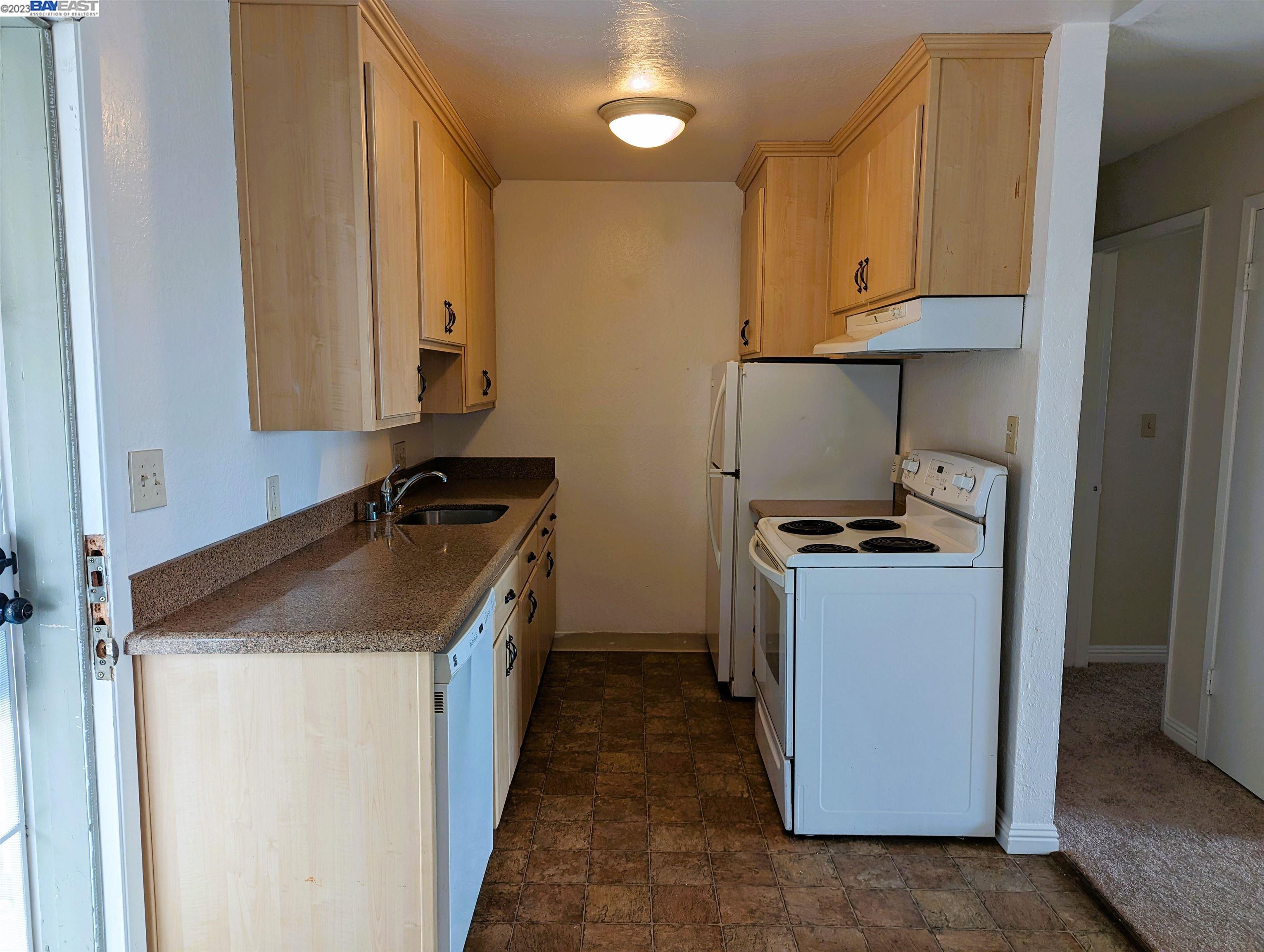 Photo #13: 41039492 Listing: Photo #13