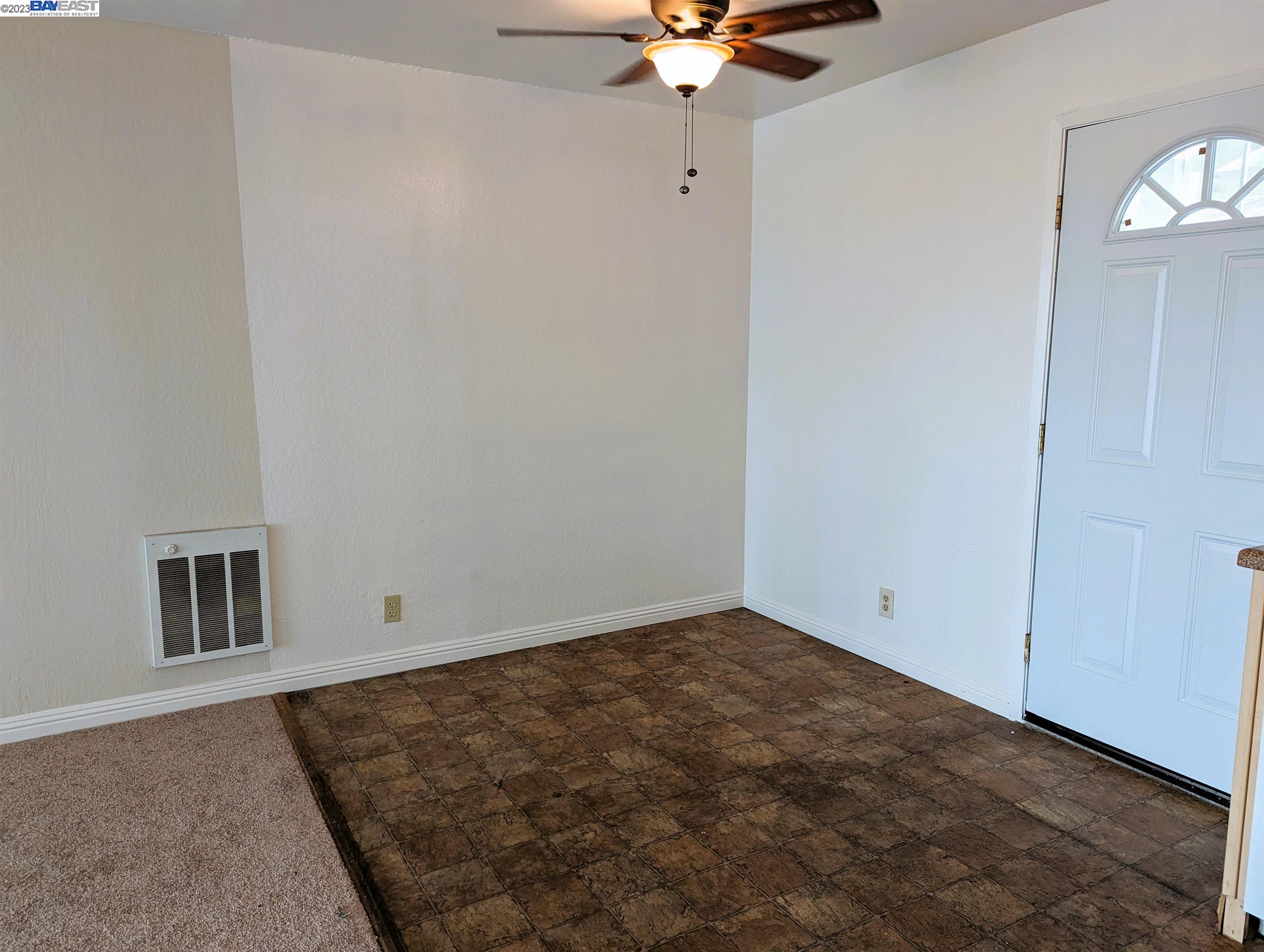 Photo #15: 41039492 Listing: Photo #15