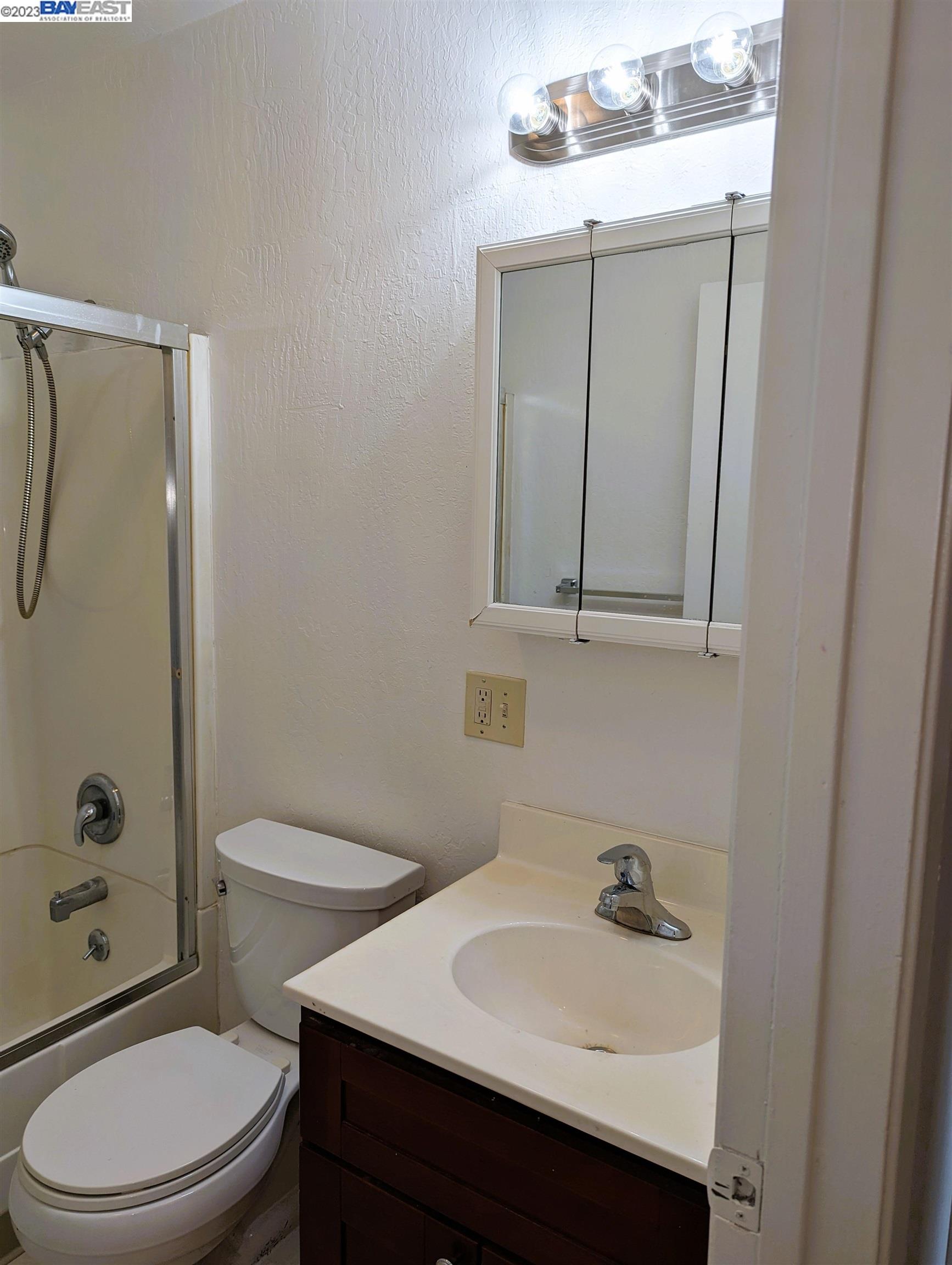 Photo #17: 41039492 Listing: Photo #17