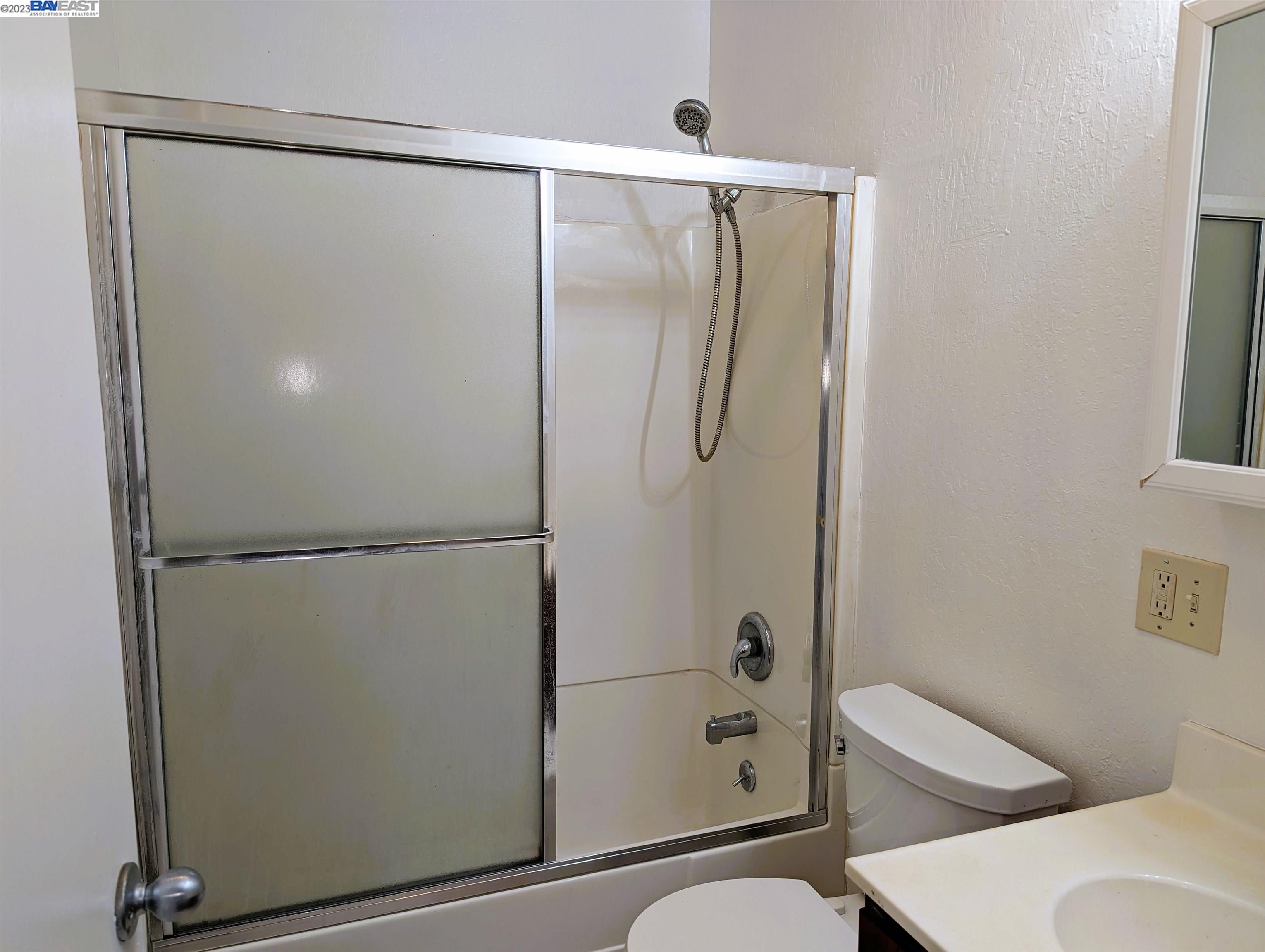 Photo #18: 41039492 Listing: Photo #18
