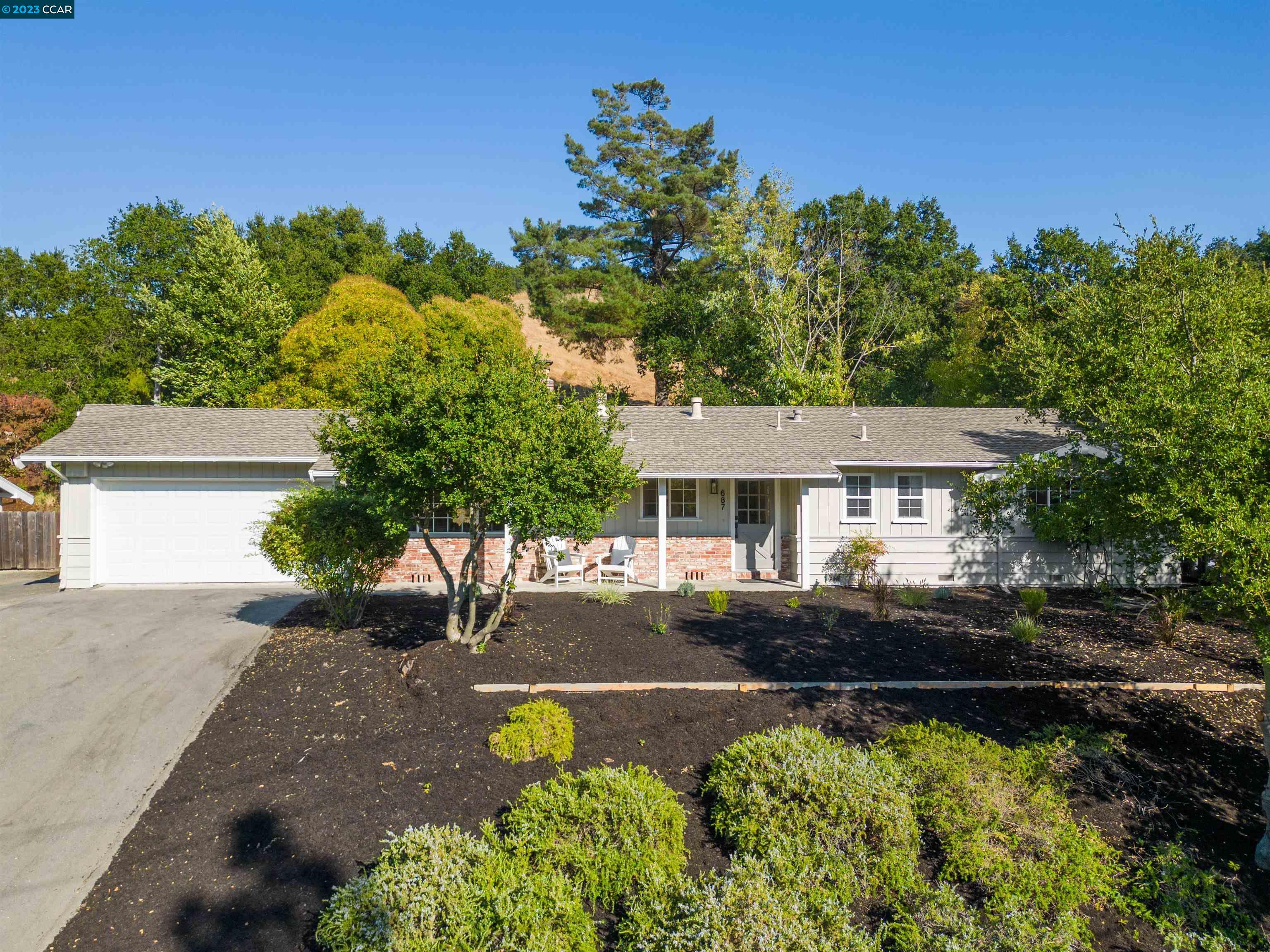 Detail Gallery Image 1 of 1 For 687 Carroll Dr, Moraga,  CA 94556 - 3 Beds | 2 Baths