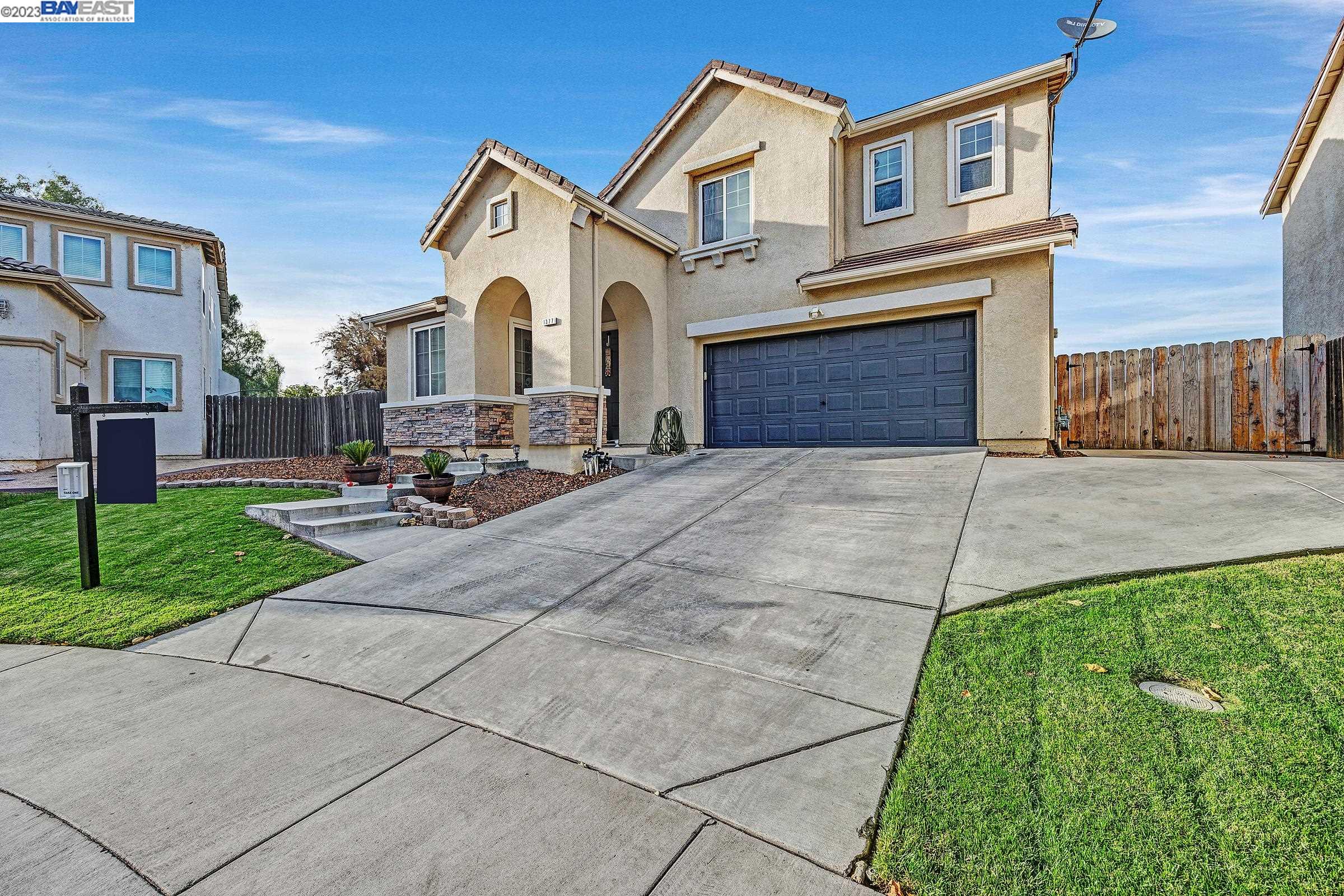 Detail Gallery Image 1 of 1 For 1377 Cougar Creek Dr, Patterson,  CA 95363 - 3 Beds | 2/1 Baths