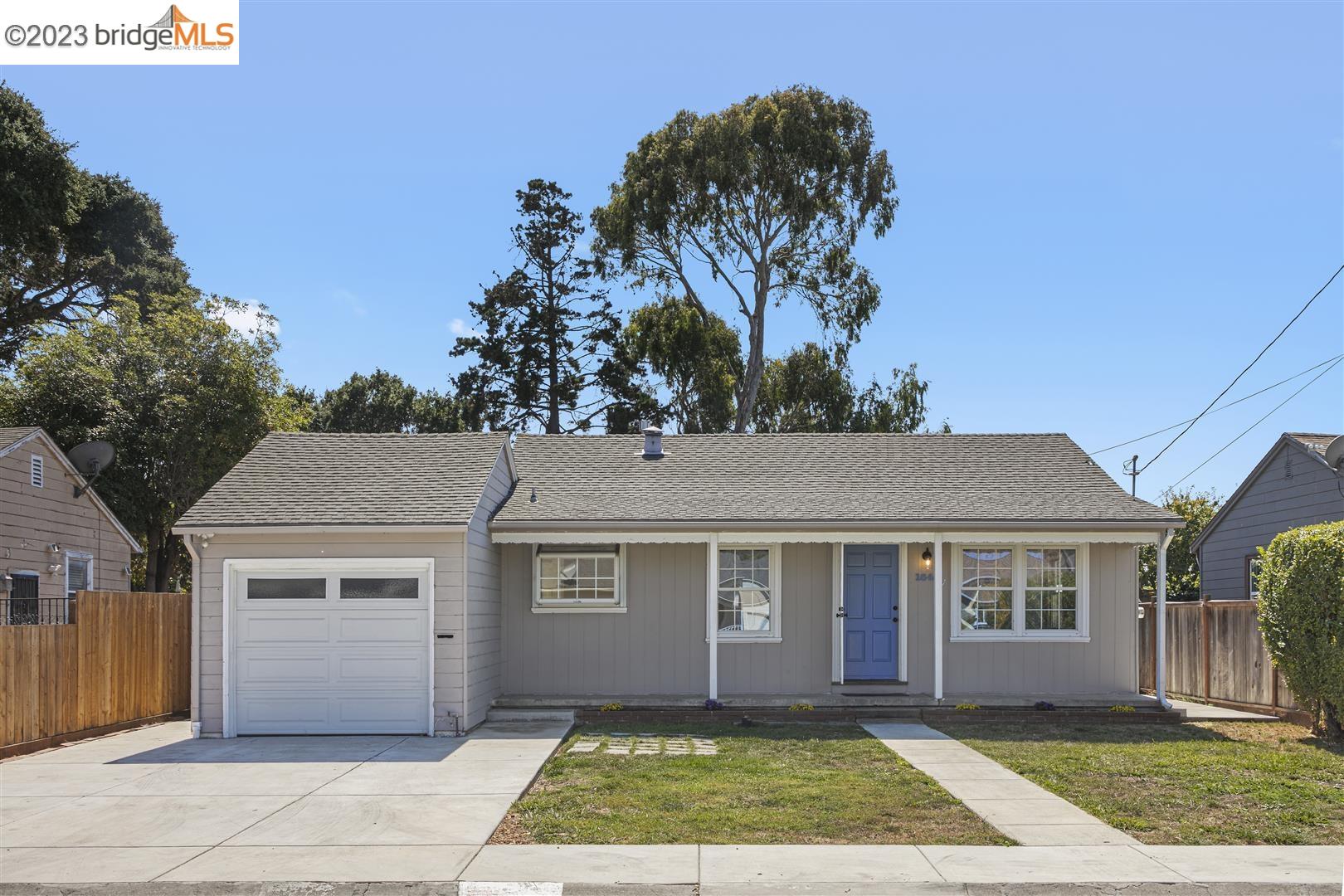 Detail Gallery Image 1 of 1 For 1640 Manor Dr, San Pablo,  CA 94806 - 2 Beds | 1 Baths