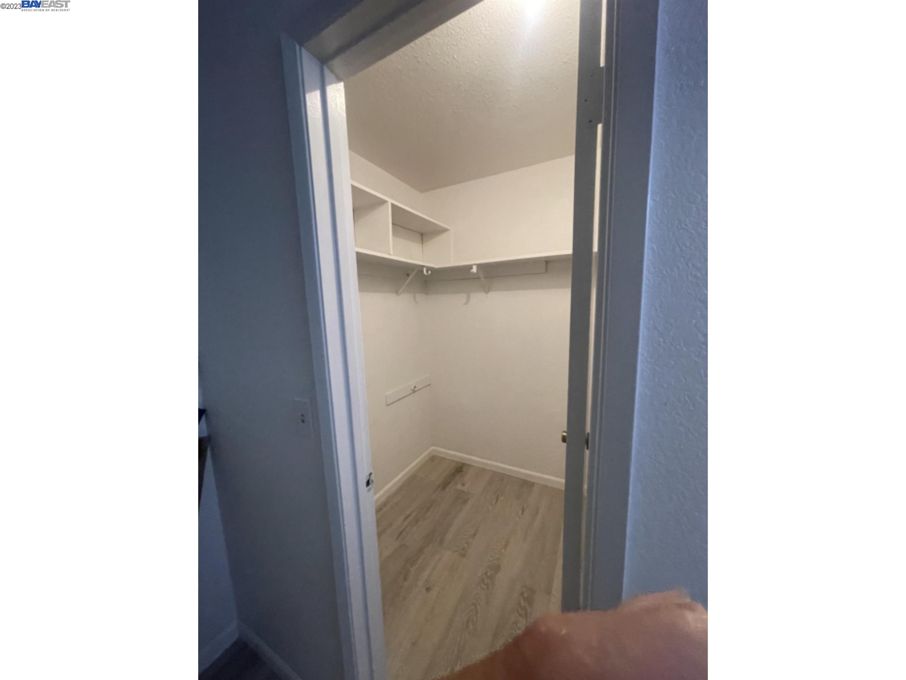 Detail Gallery Image 7 of 9 For 1733 Pyrenees Ave #122,  Stockton,  CA 95210 - 1 Beds | 1 Baths
