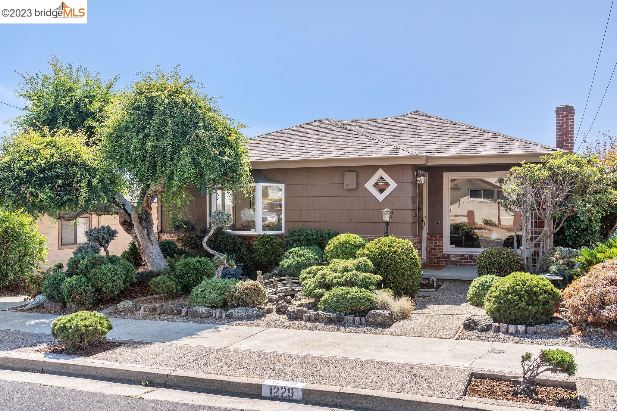 Detail Gallery Image 1 of 1 For 1229 Scott Street, El Cerrito,  CA 94530 - 3 Beds | 2 Baths