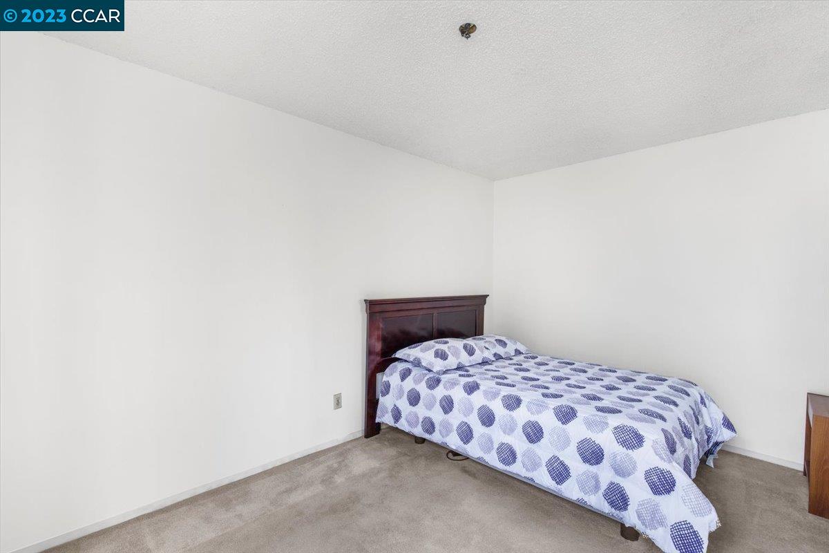 Detail Gallery Image 39 of 60 For 555 Pierce #1410,  Albany,  CA 94706-1004 - 2 Beds | 2 Baths