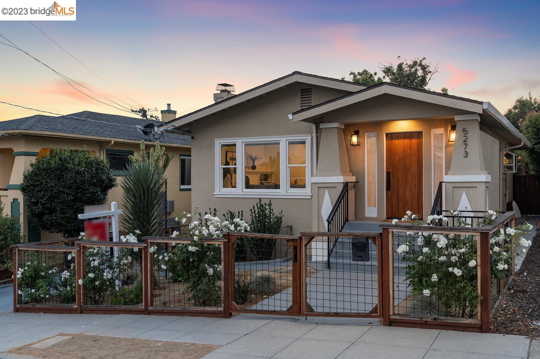 Detail Gallery Image 1 of 1 For 5273 Belvedere St, Oakland,  CA 94601 - 2 Beds | 1 Baths