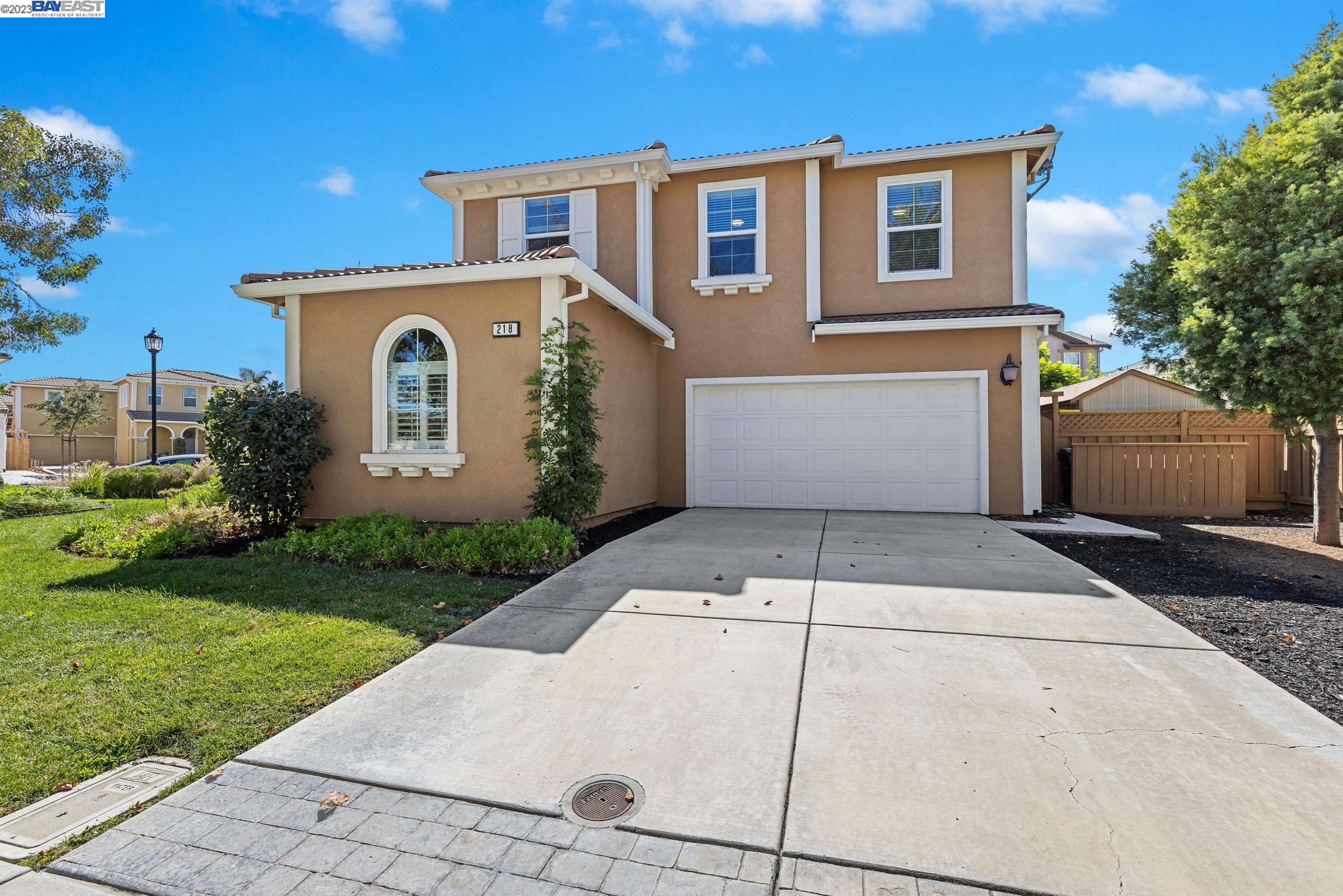 Detail Gallery Image 1 of 1 For 218 W Questa Trail, Mountain House,  CA 95391 - 3 Beds | 2/1 Baths