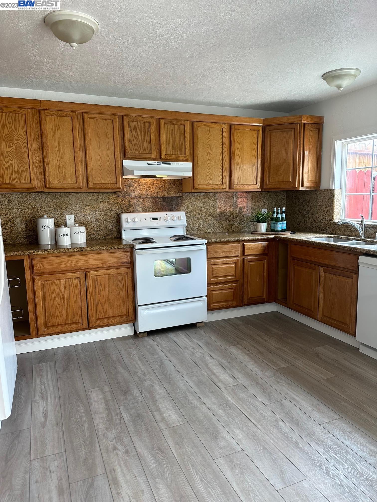 Photo #4: 41039894 Listing 