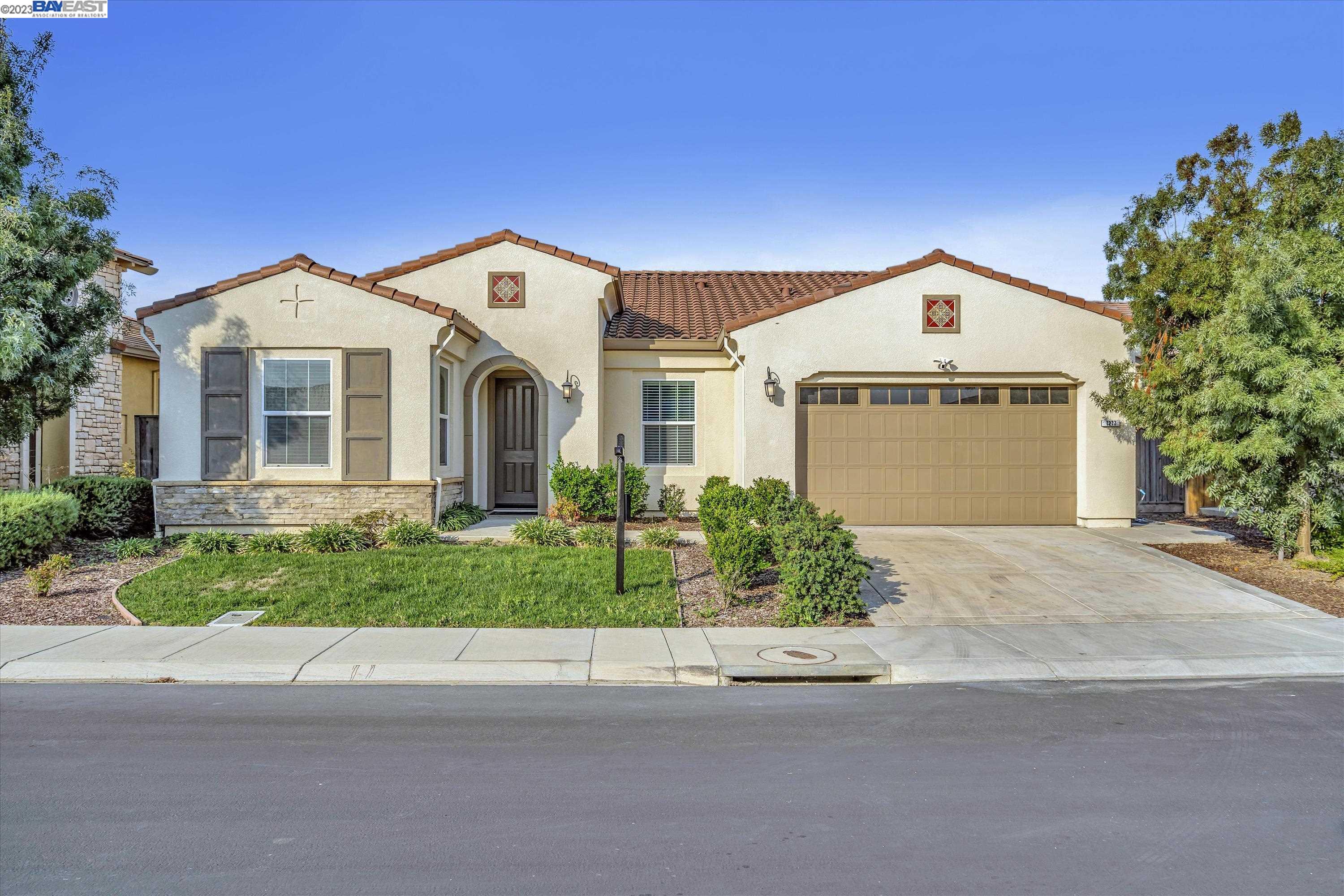 Detail Gallery Image 1 of 1 For 7277 Keyesport Way, Discovery Bay,  CA 94505 - 4 Beds | 3/1 Baths