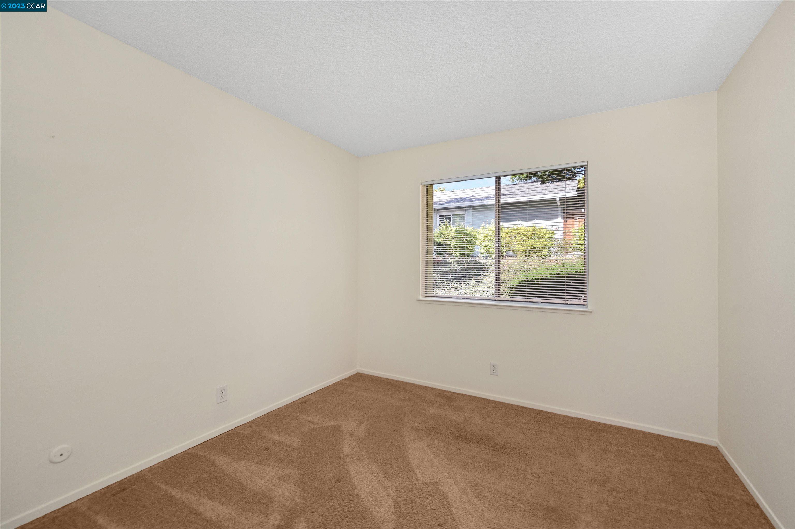 Photo #18: 41040067 Listing: Photo #18