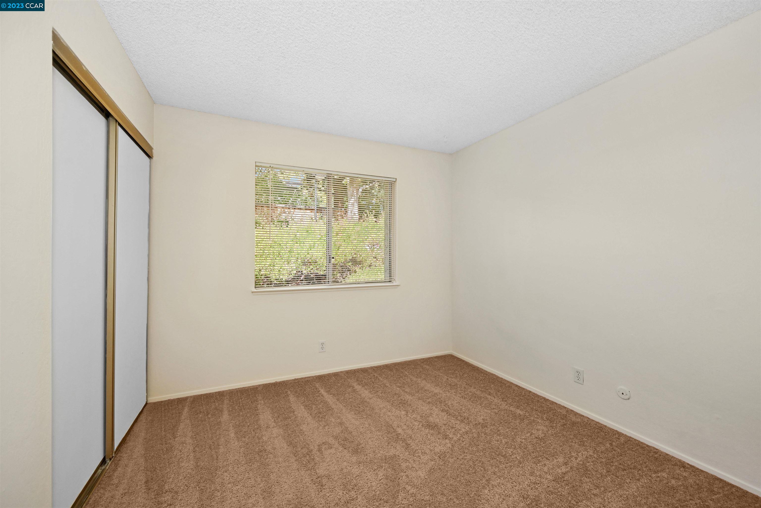 Photo #19: 41040067 Listing: Photo #19