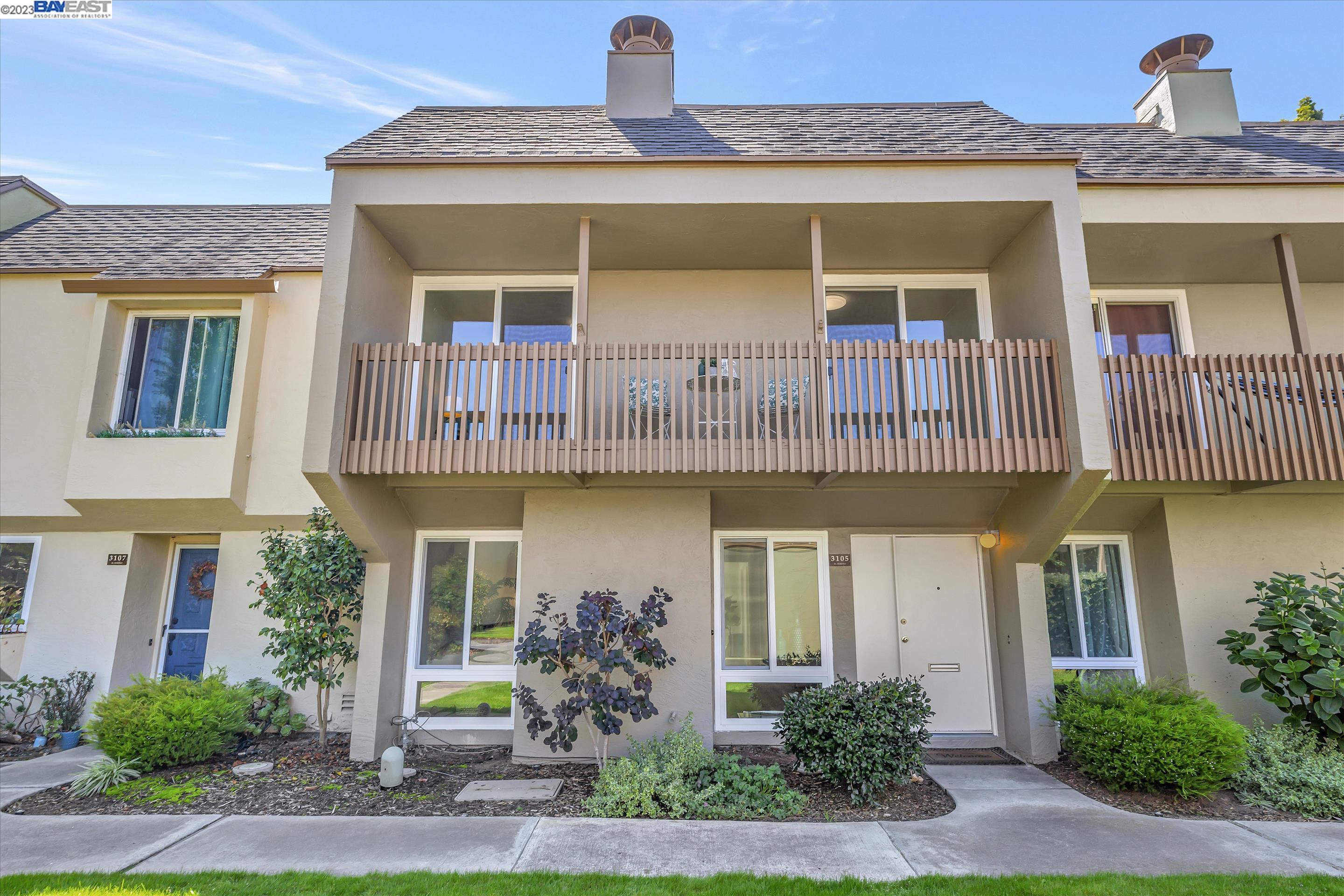 The recently remodeled contemporary Casitas HOA two-story G-4 townhouse on Bay Farm Island is indeed a rare find. The entire unit has been upgraded with new luxury vinyl plank floors and energy-efficient chrome light fixtures throughout. The main floor features new recessed lighting and a spacious living room with a fireplace, perfect for gathering with family and friends. The modern kitchen is equipped with new energy-efficient stainless-steel appliances, white custom cabinets, quartz countertops, and an inviting custom breakfast bar. Other notable features include four bedrooms, two and a half baths, a laundry room with a new energy-efficient washer & dryer, and a private patio for entertaining or barbecuing.  On the second level, you’ll find a cozy main suite with a walk-in closet and an ensuite bathroom featuring a white custom vanity, quartz countertop, new bathroom fixtures, and a new walk-in shower surrounded by stunning white granite. There is also a hall bath with a white custom vanity, quartz countertop, and white glazed tiles. The balcony off the two front bedrooms with new sliding glass doors offers a great space to enjoy a morning cup of coffee while overlooking the courtyard.  Relax in the comfort of your new home and enjoy all that Bay Farm Island has to offer!