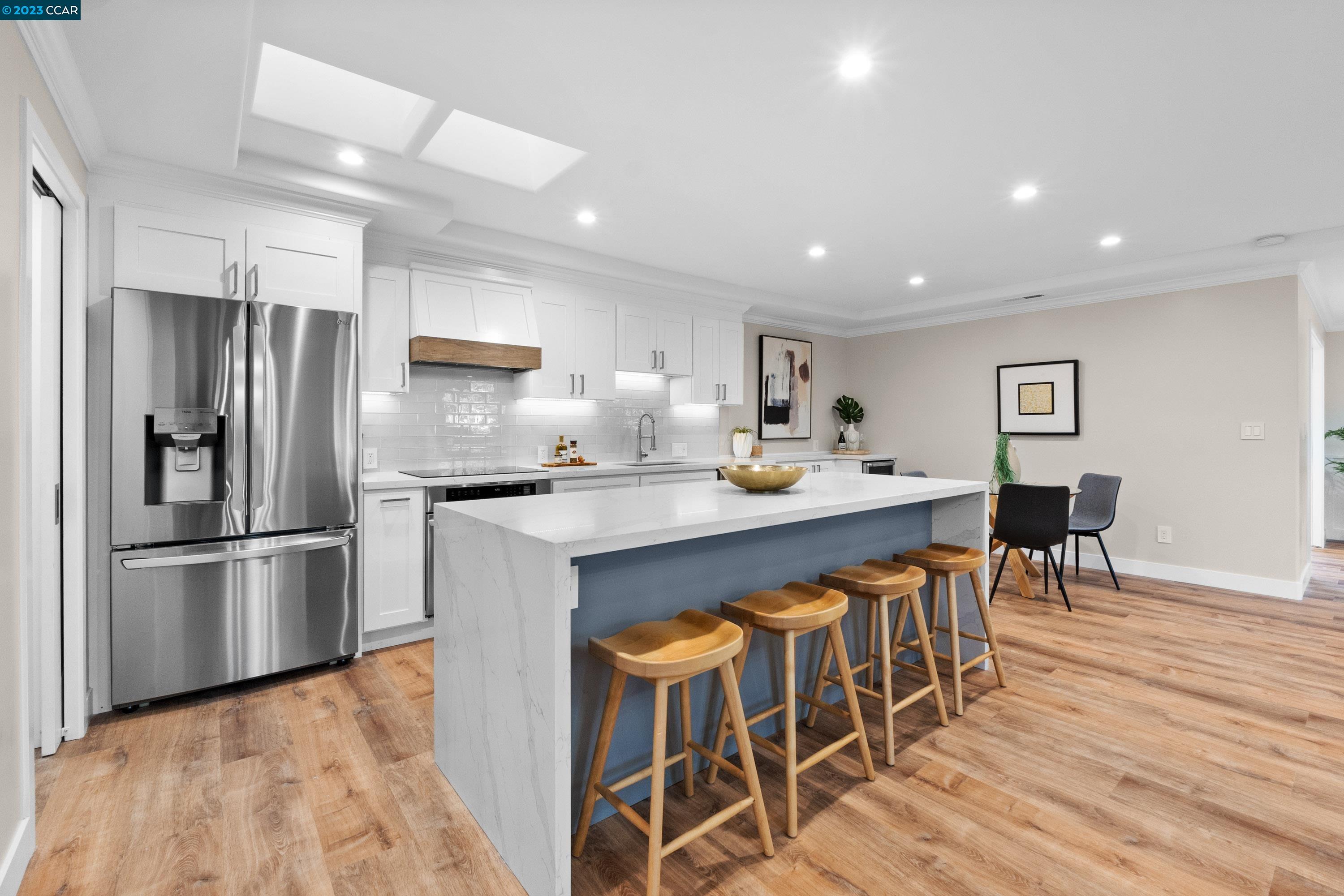 MLS: 41040175 Condo For Sale