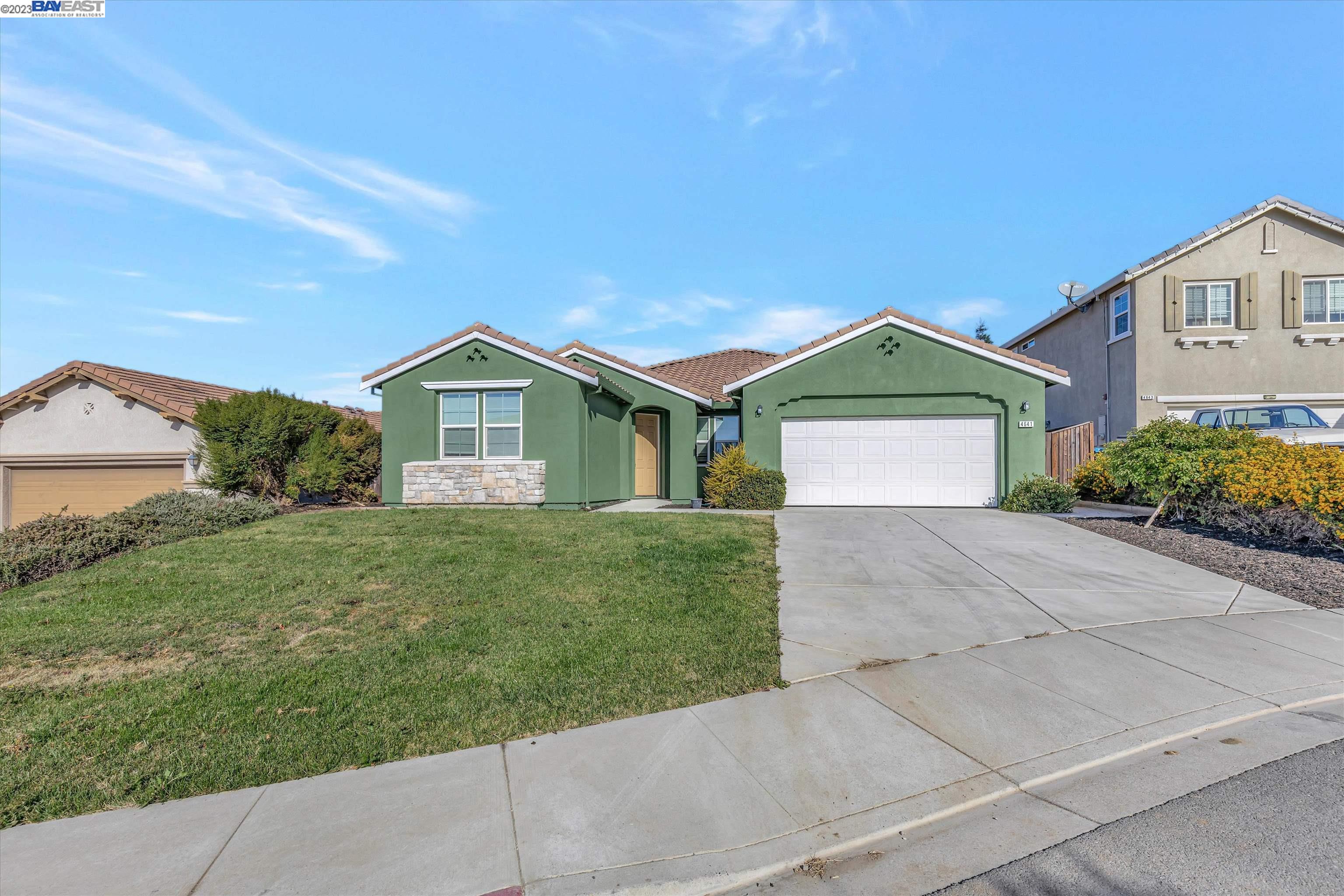 Detail Gallery Image 1 of 1 For 4641 Glasgow Ct, Antioch,  CA 94531 - 4 Beds | 2/1 Baths