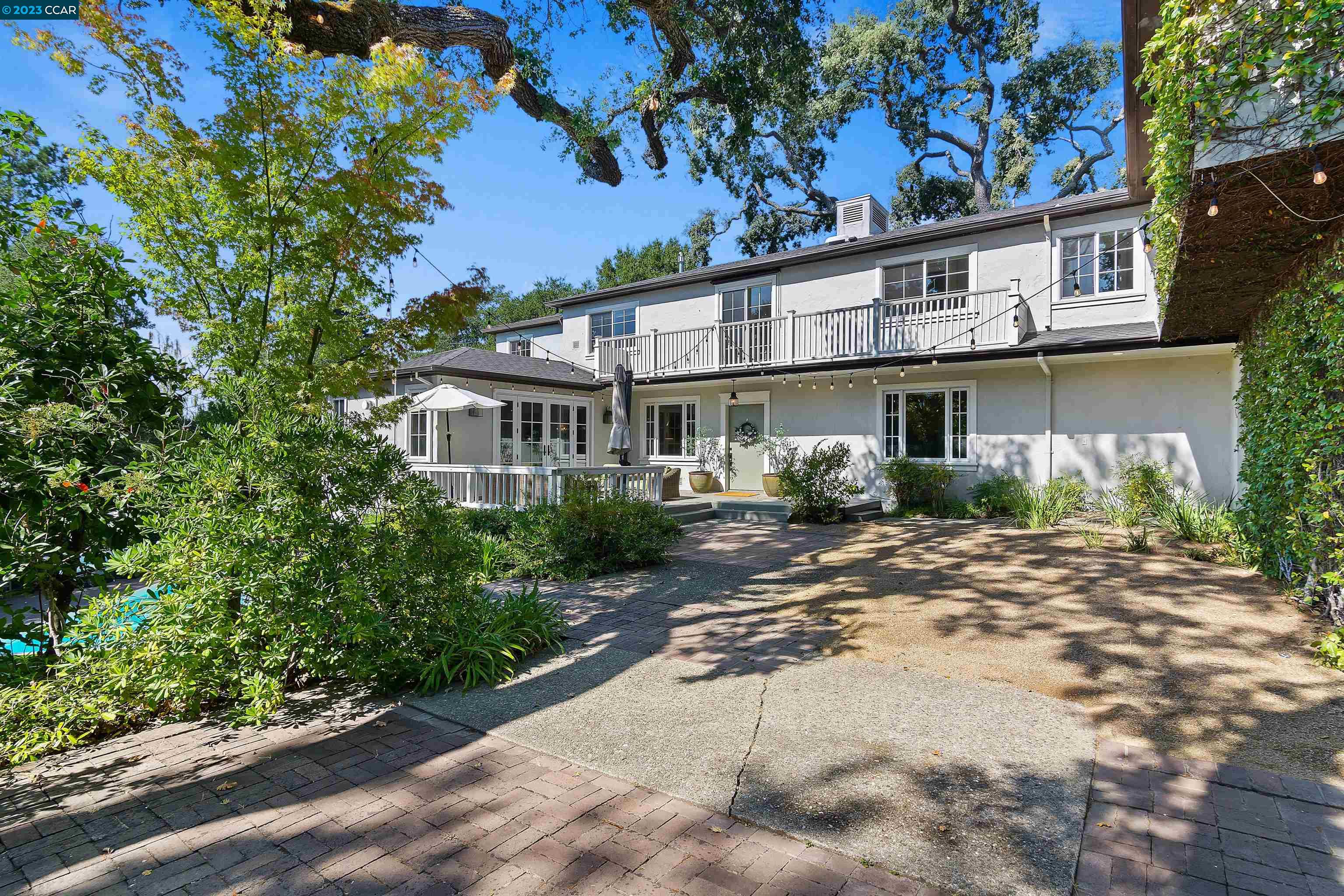 Detail Gallery Image 1 of 1 For 102 Camino Don Miguel, Orinda,  CA 94563 - 5 Beds | 4 Baths