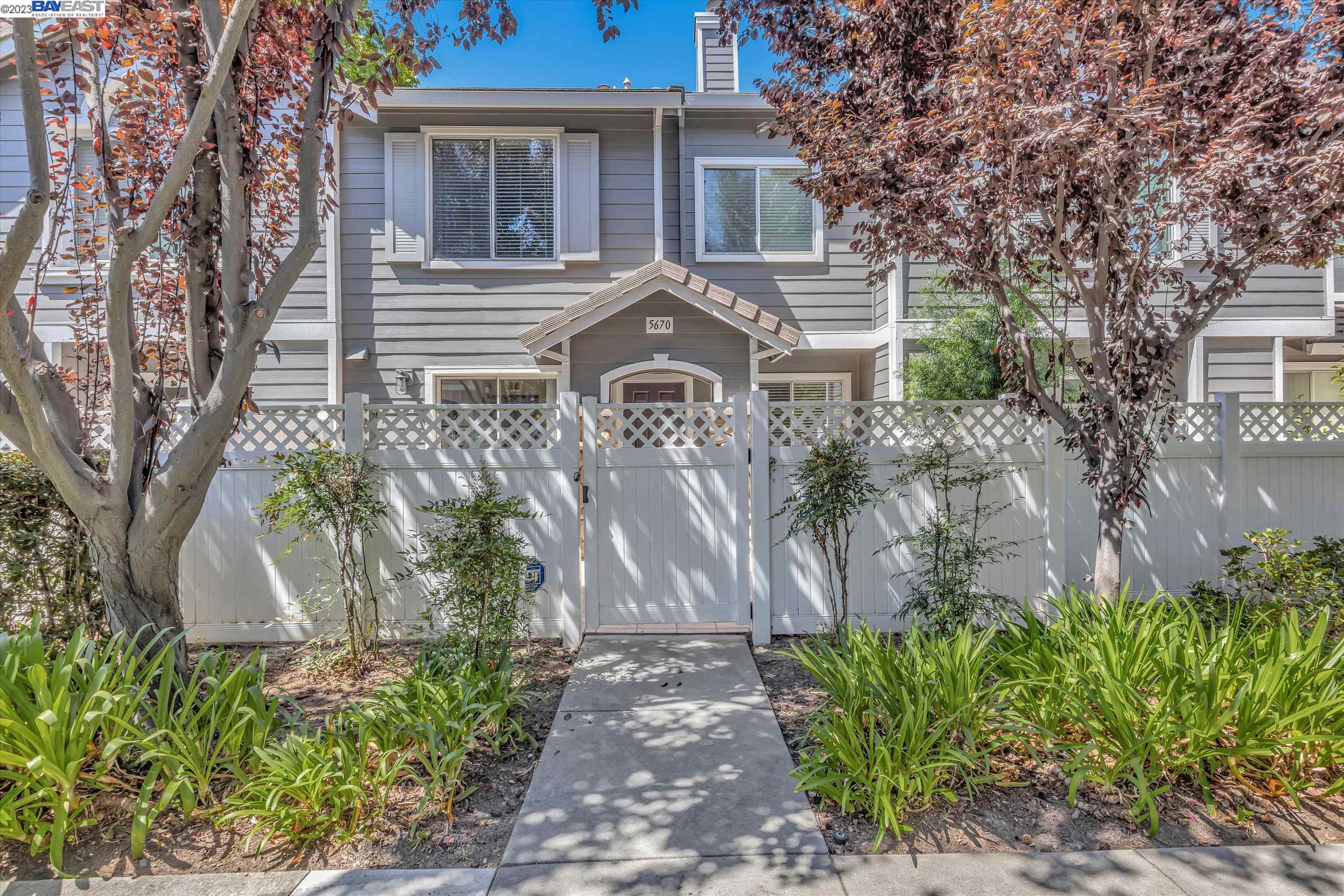 Photo #2: 41040288 Listing 