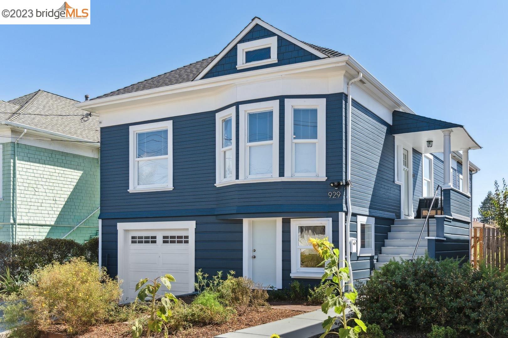 Detail Gallery Image 1 of 1 For 929 63rd, Oakland,  CA 94608 - 3 Beds | 2 Baths