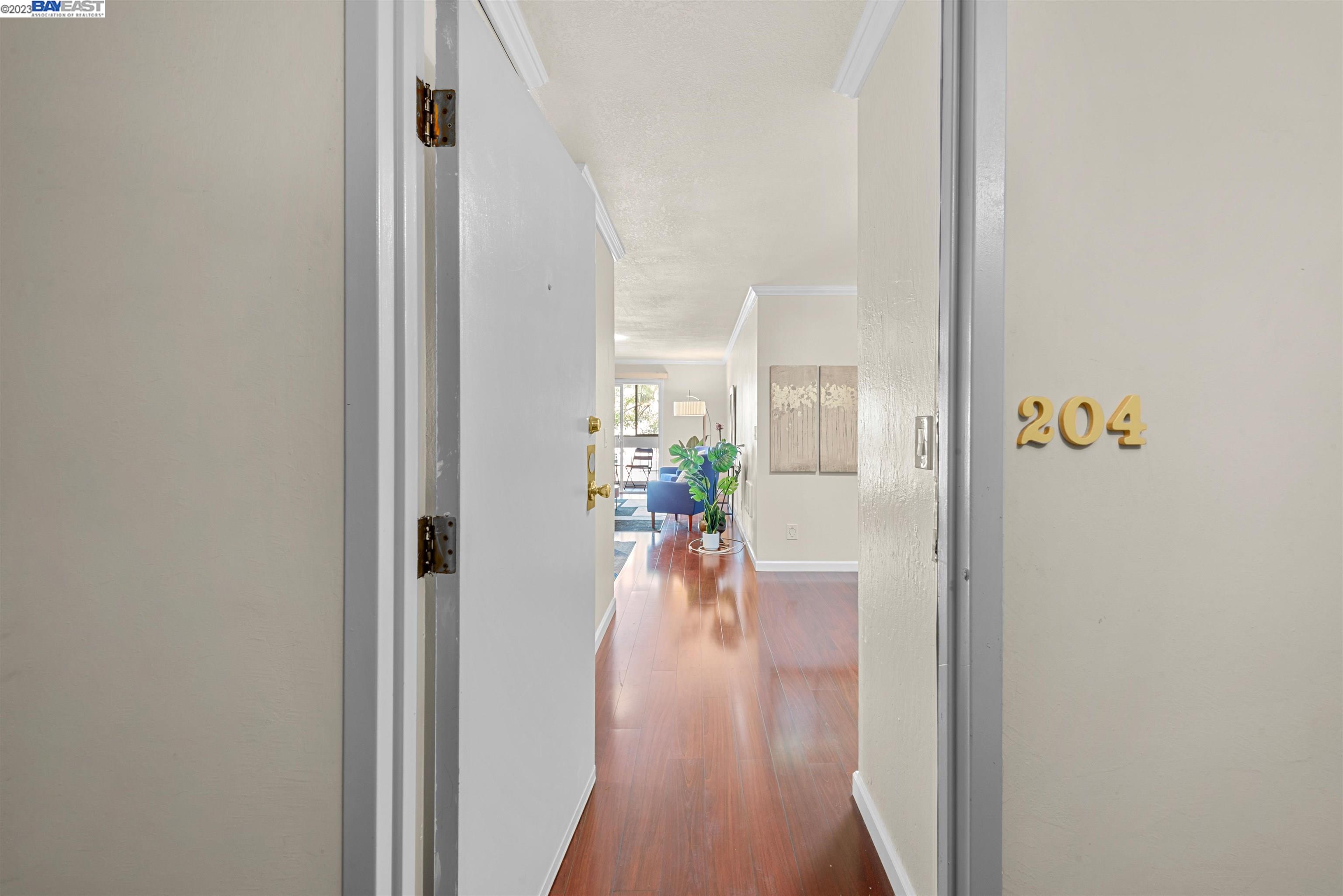 Photo #2: 41040365 Listing 