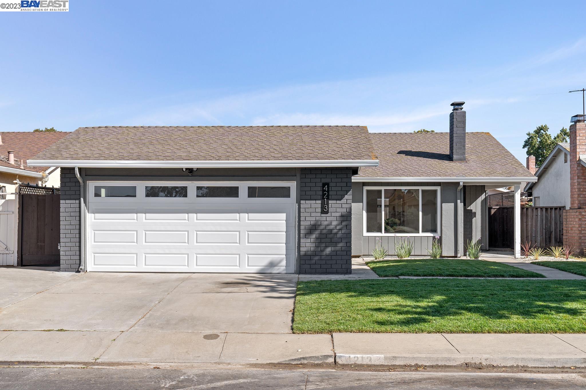 Detail Gallery Image 1 of 1 For 4213 Queensboro Way, Union City,  CA 94587 - 3 Beds | 2 Baths
