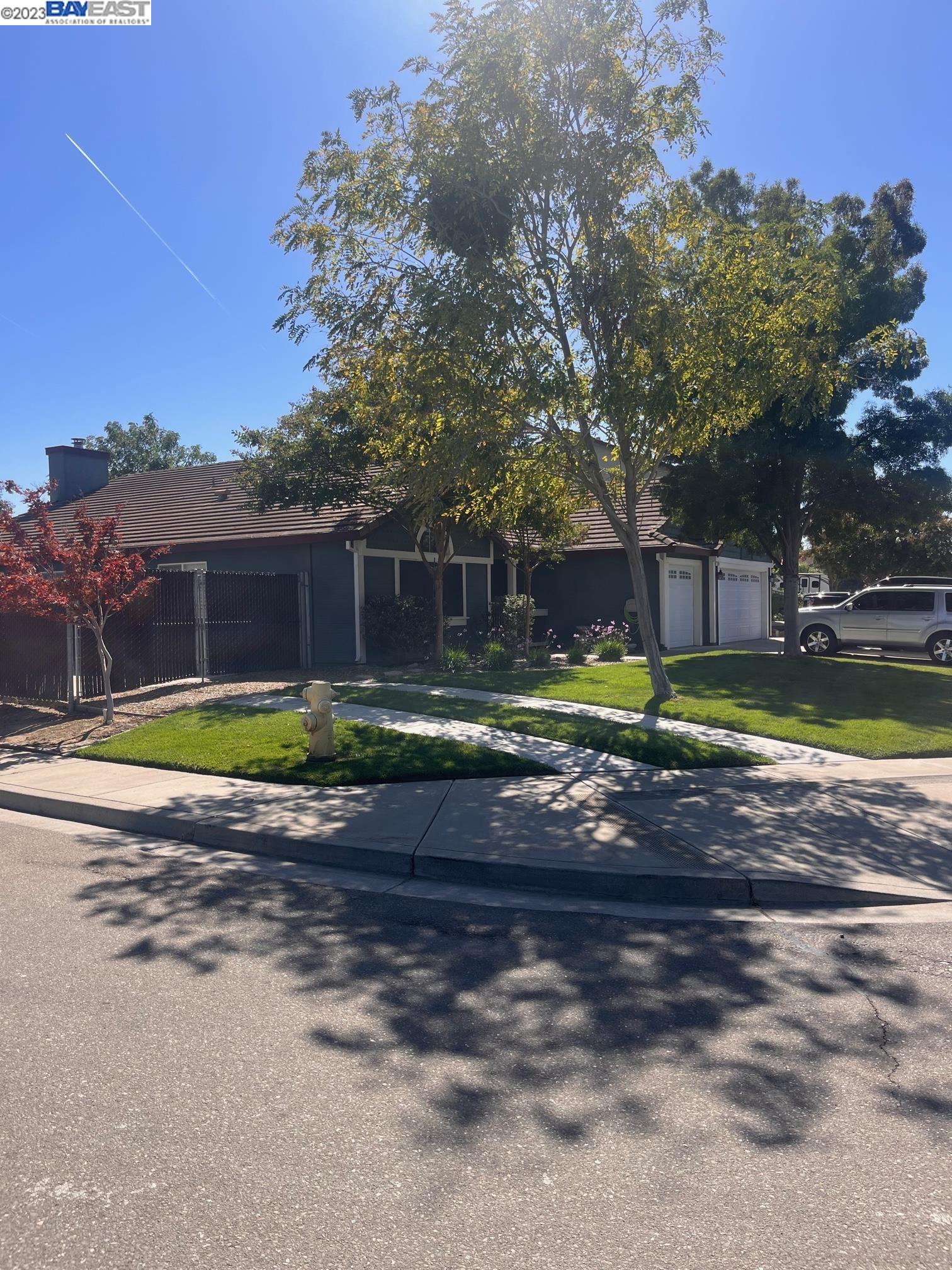 Detail Gallery Image 1 of 1 For 10 Thyme Ct, Oakley,  CA 94561 - 4 Beds | 2 Baths