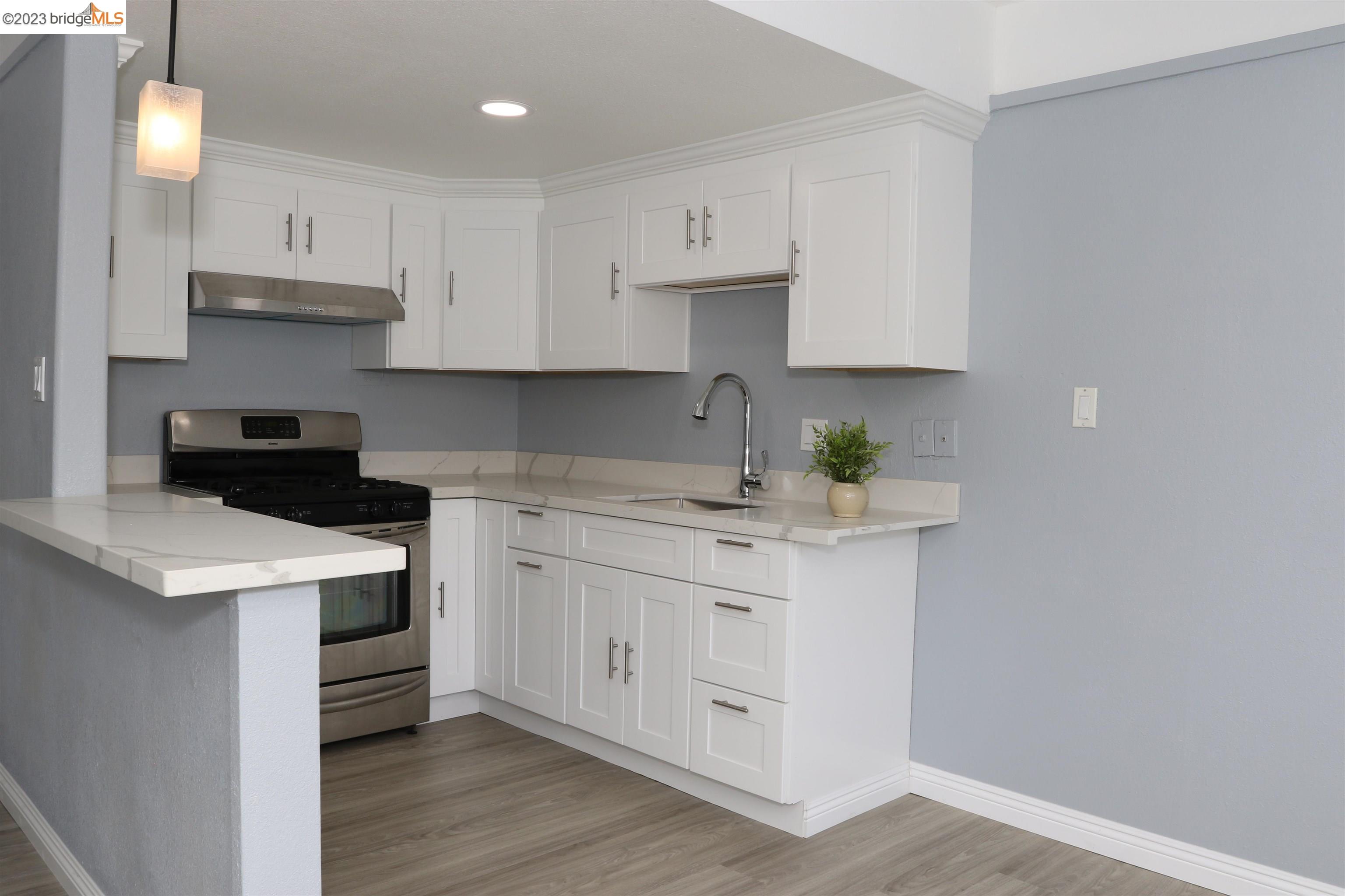 Detail Gallery Image 7 of 33 For 71 Chester St #2,  Daly City,  CA 94014 - 2 Beds | 1/1 Baths