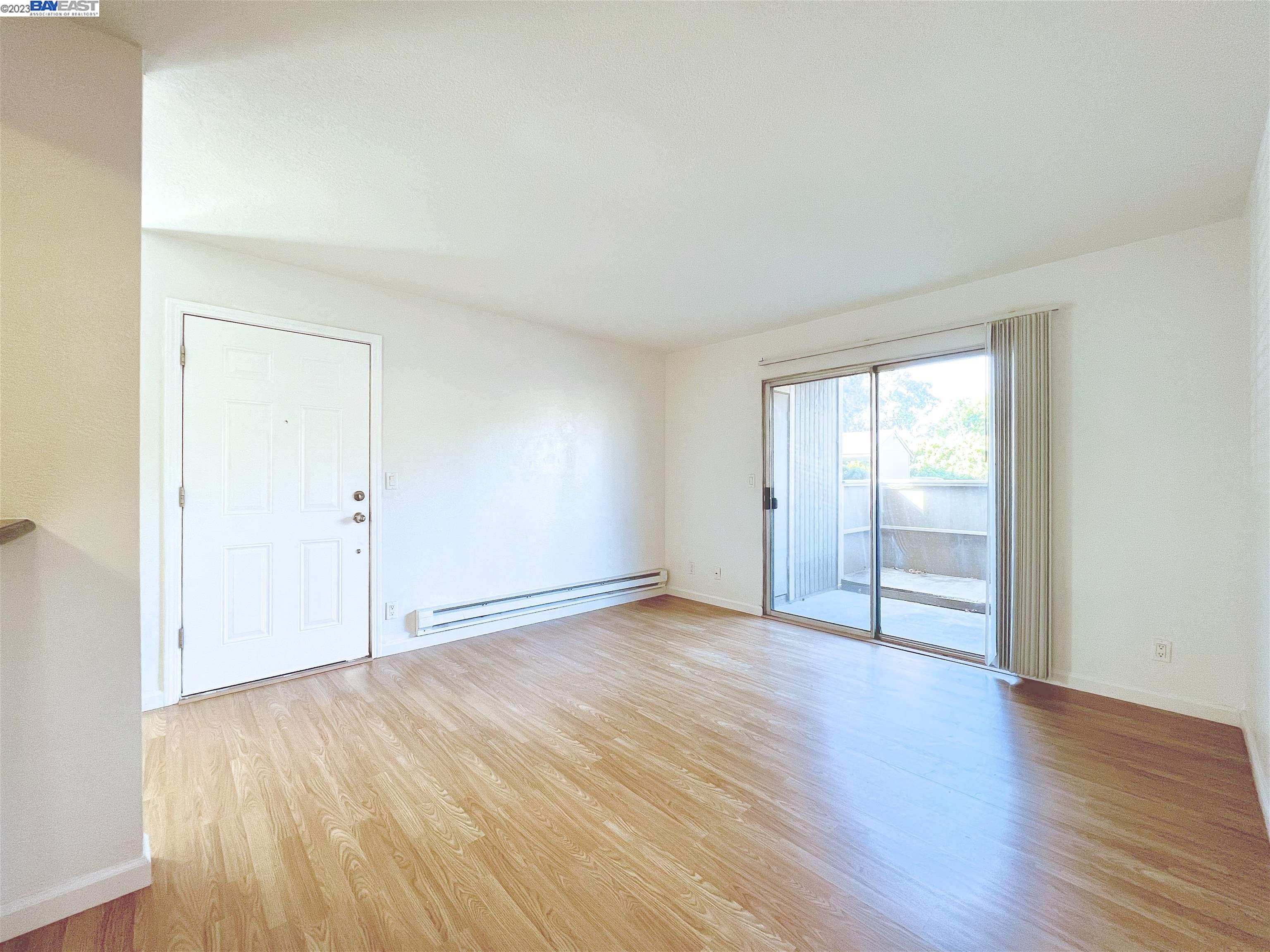 Photo #2: 41040639 Listing 